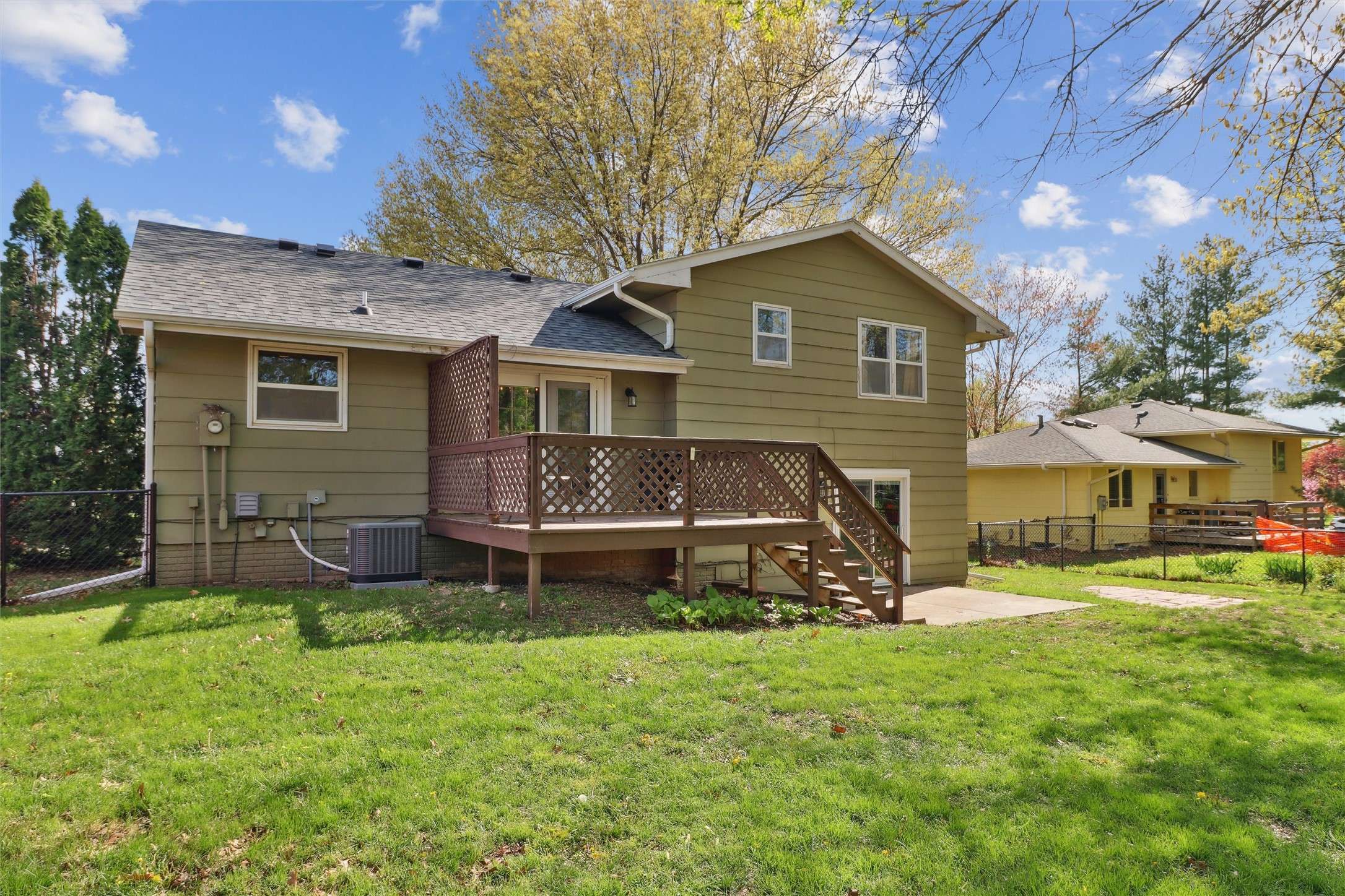 Indianola, IA 50125,1220 E Franklin Avenue