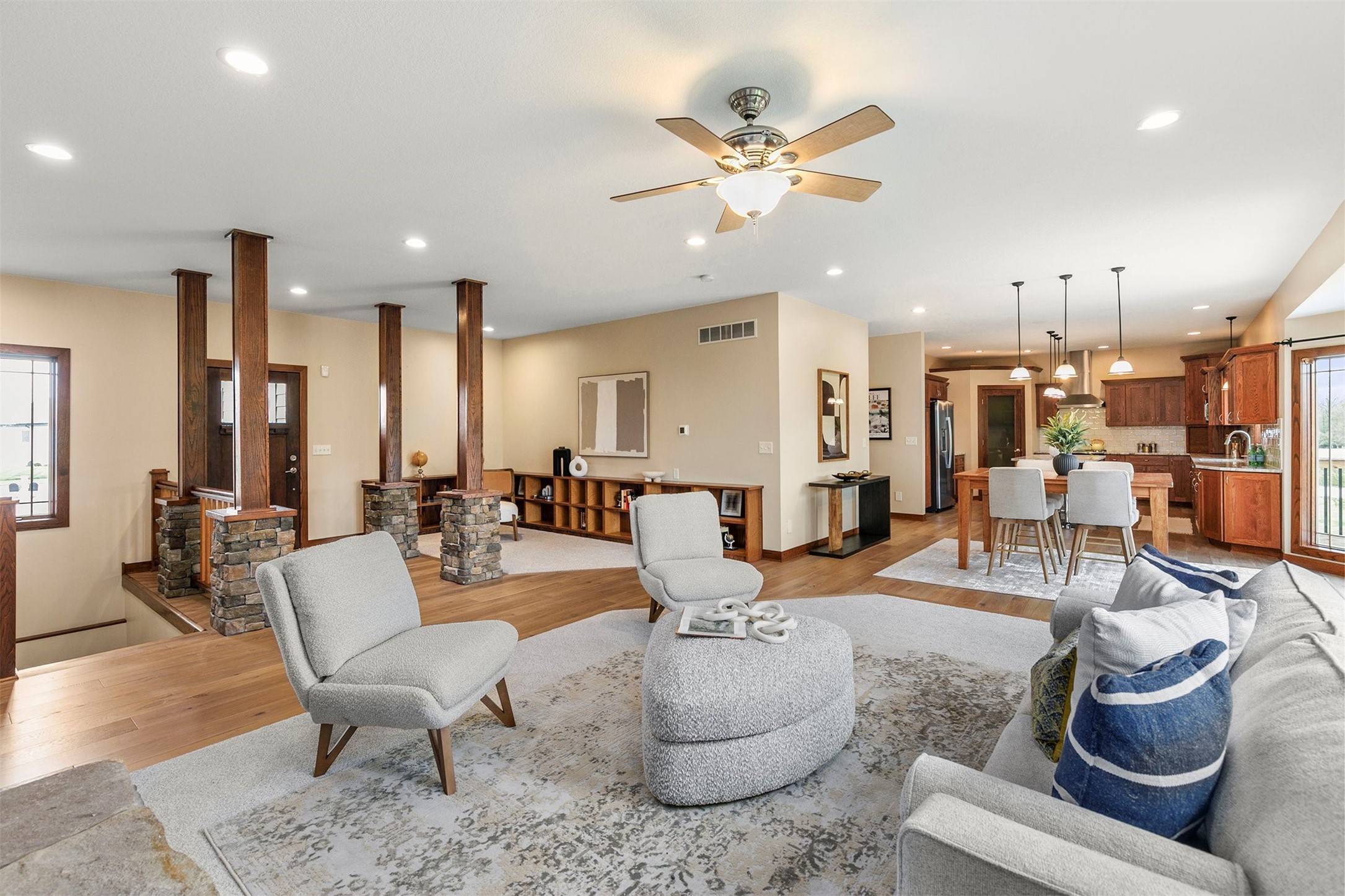 Urbandale, IA 50323,4124 141st Street