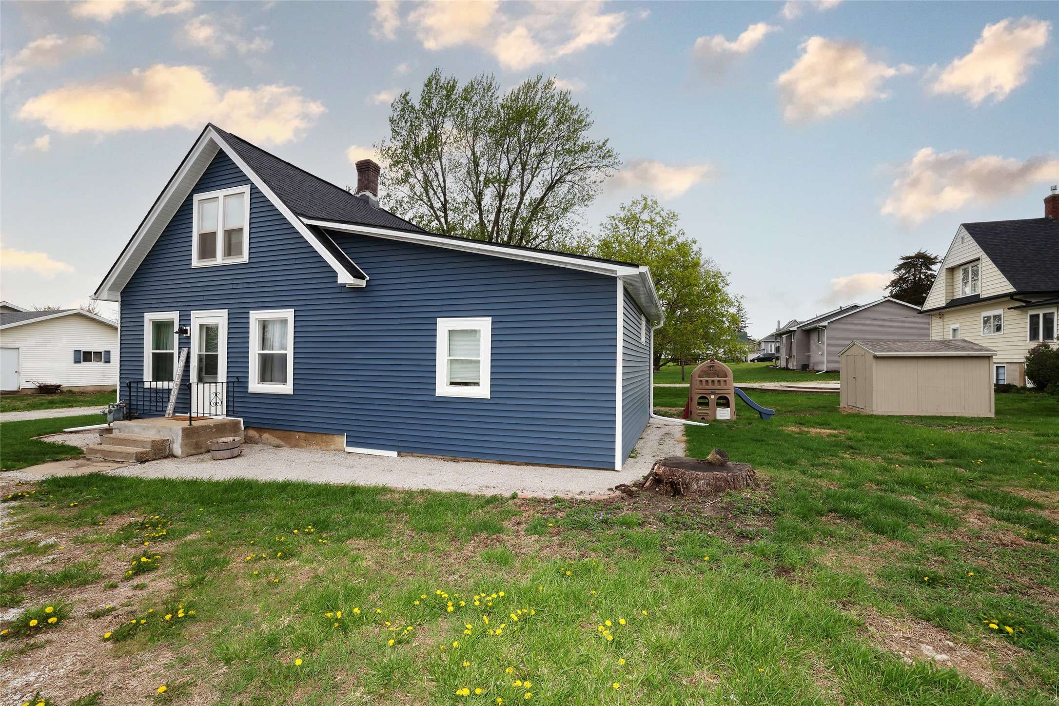 Ogden, IA 50212,414 S 1st Street