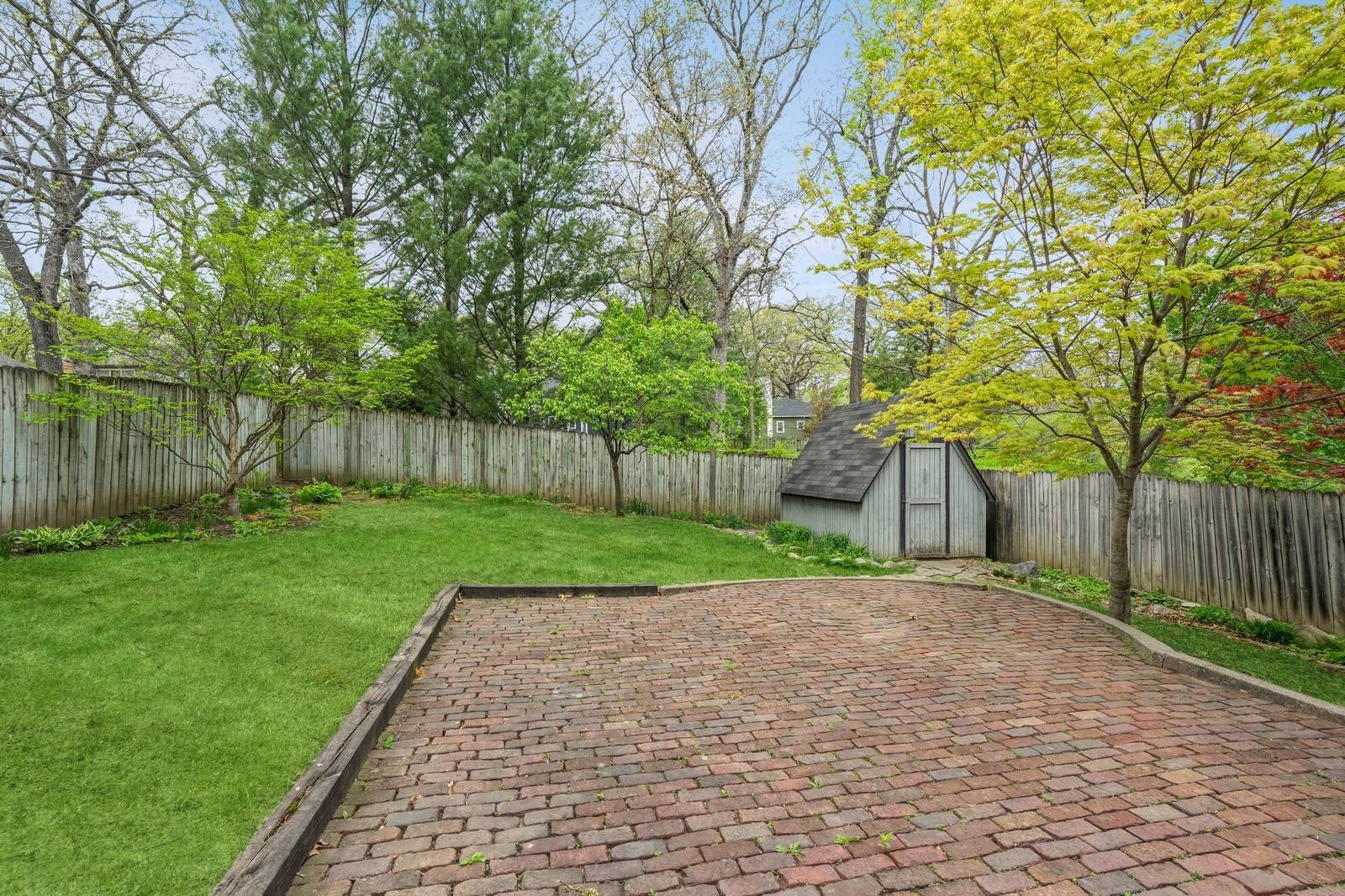 Des Moines, IA 50312,348 49th Street