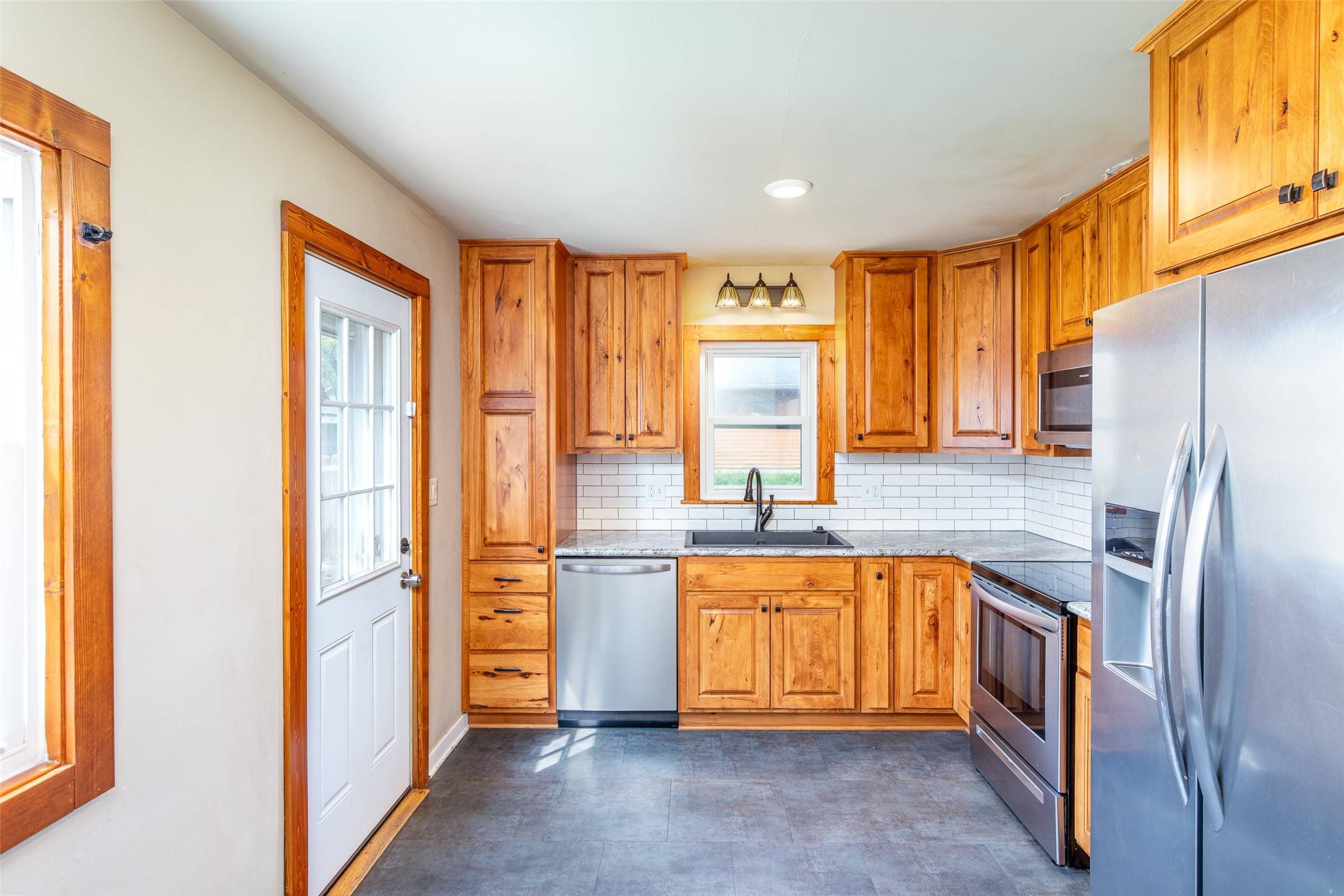 Ames, IA 50010,218 16th Street
