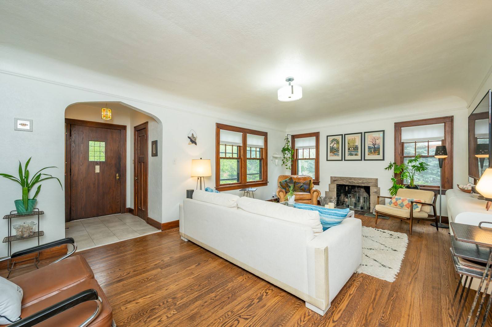 Windsor Heights, IA 50324,6423 Carpenter Avenue