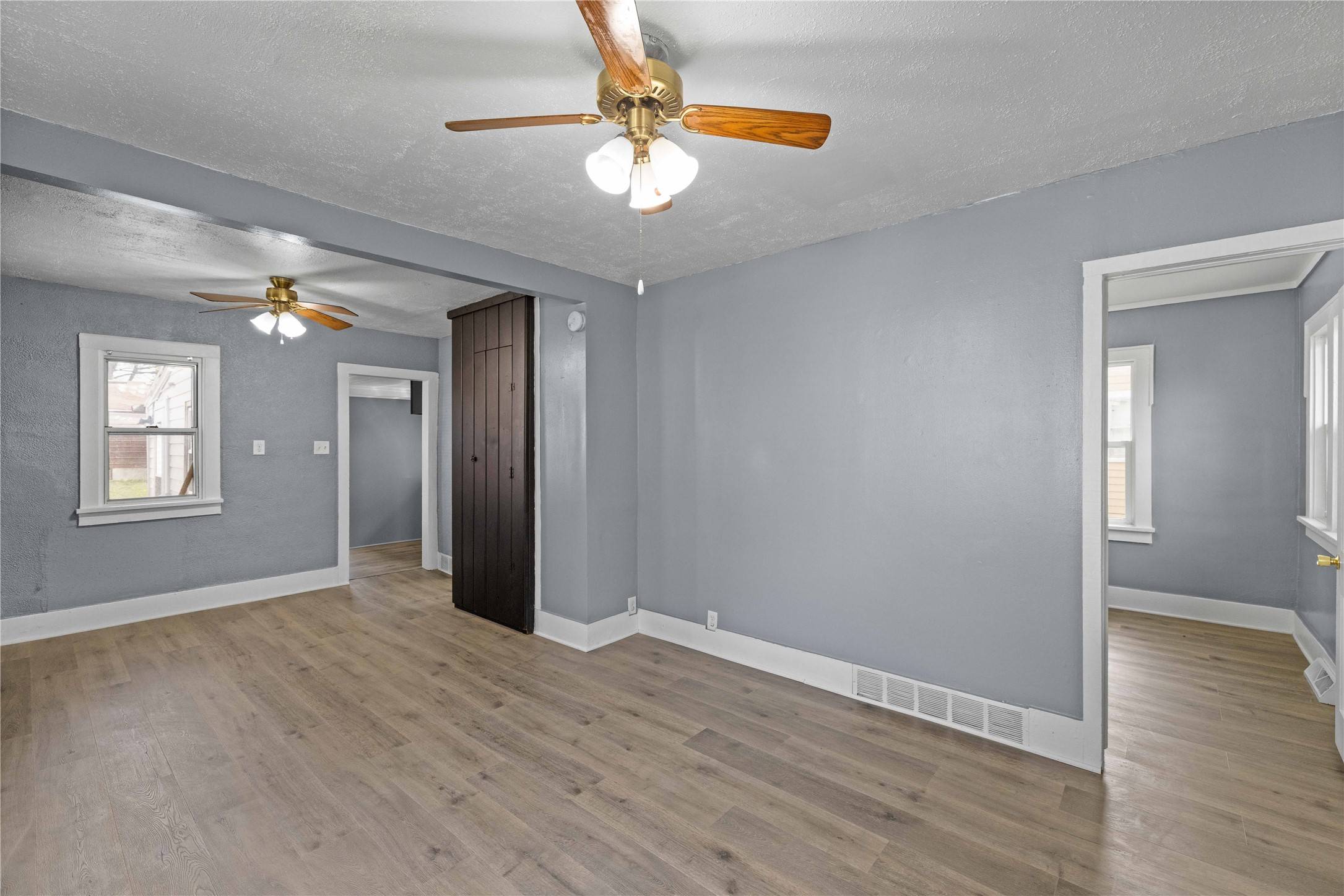 Des Moines, IA 50315,1319 Bundy Street