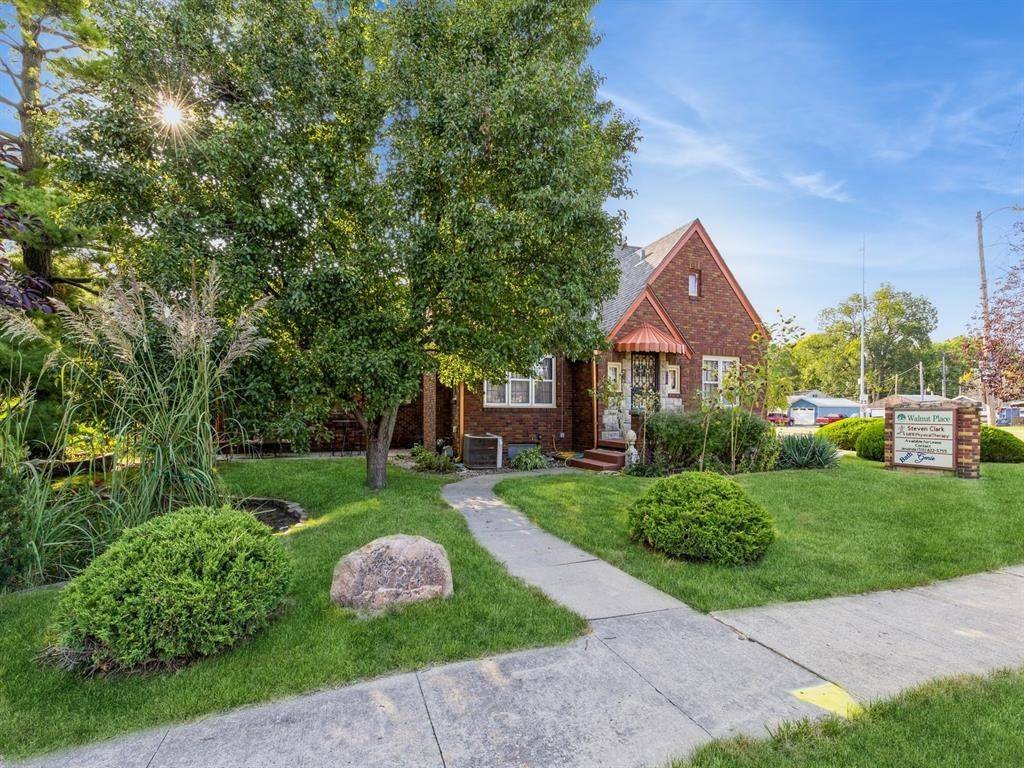West Des Moines, IA 50265,324 1st Street