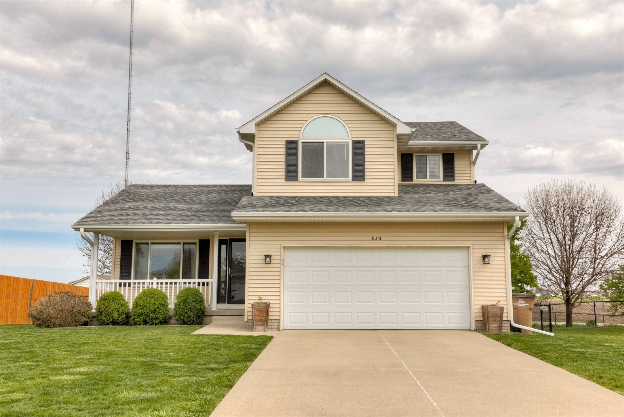 Altoona, IA 50009,635 25th Street SE