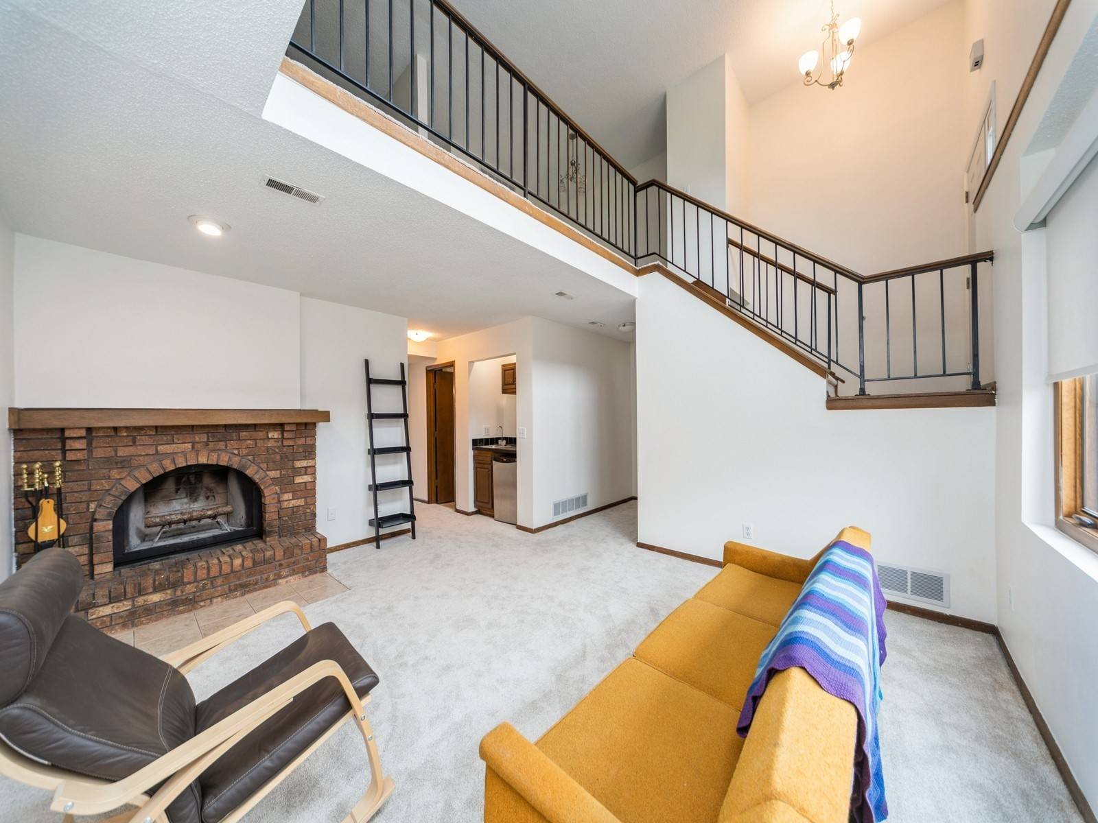 Windsor Heights, IA 50324,6750 School Street #1016