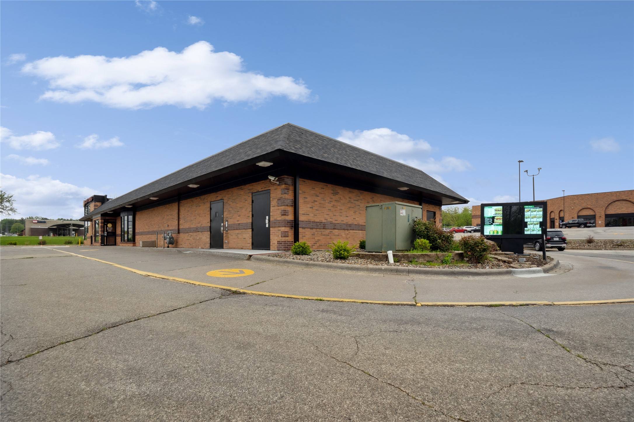 Urbandale, IA 50322,3441 86th Street