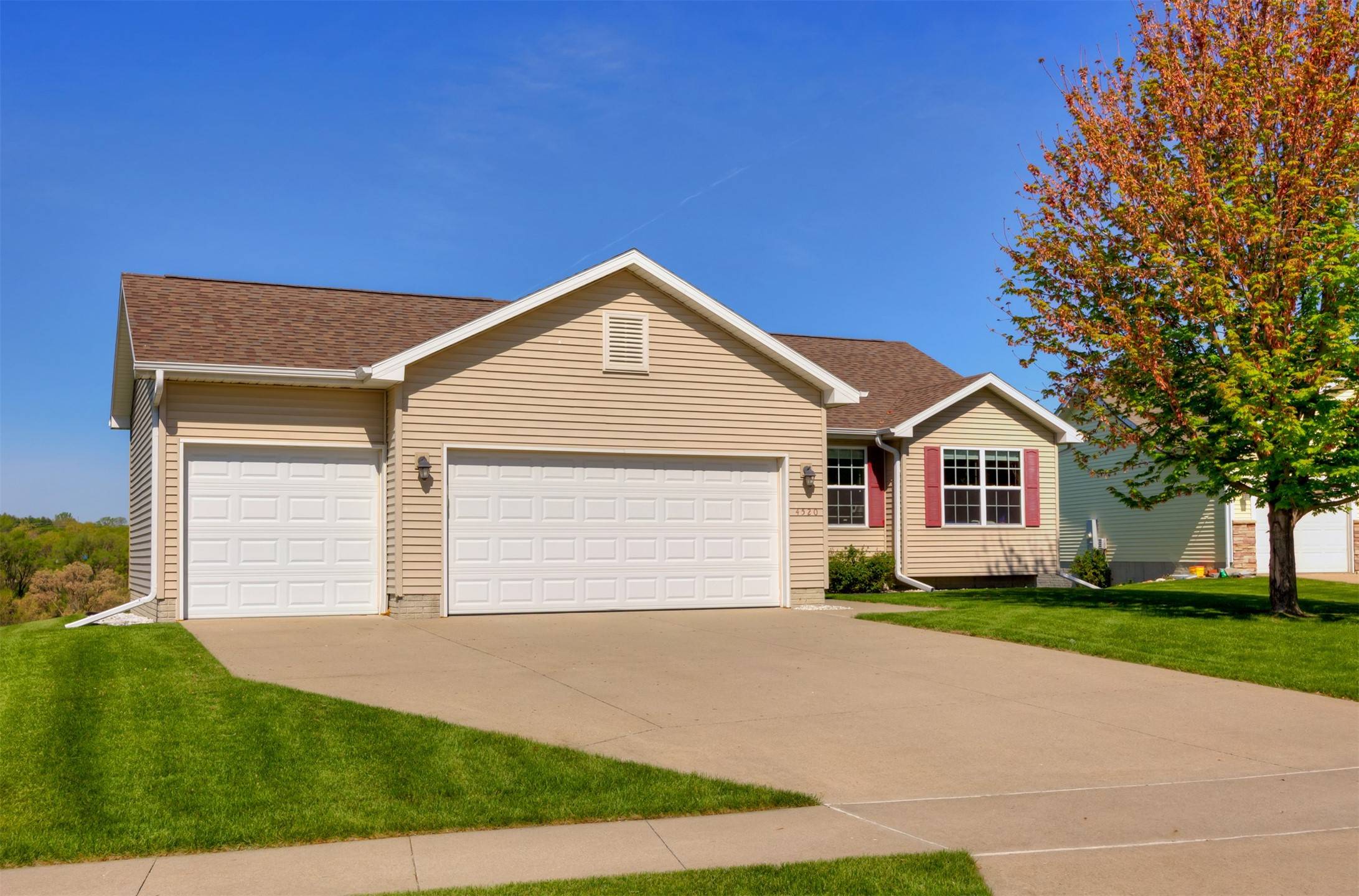 Urbandale, IA 50323,4520 147th Street