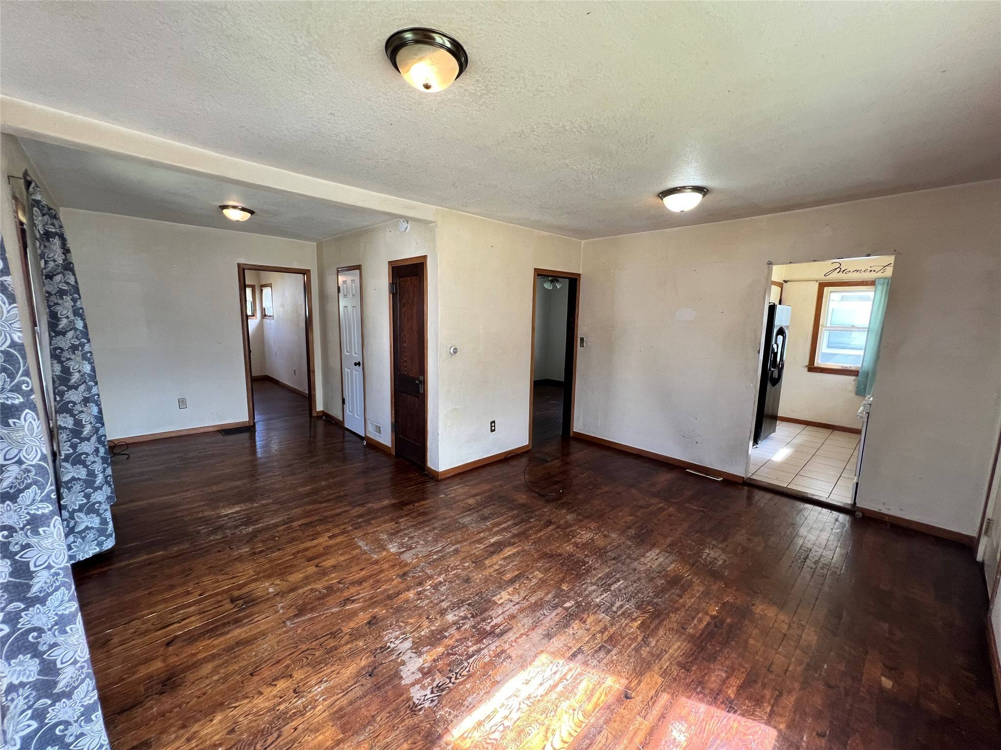Des Moines, IA 50317,1315 E 25th Street