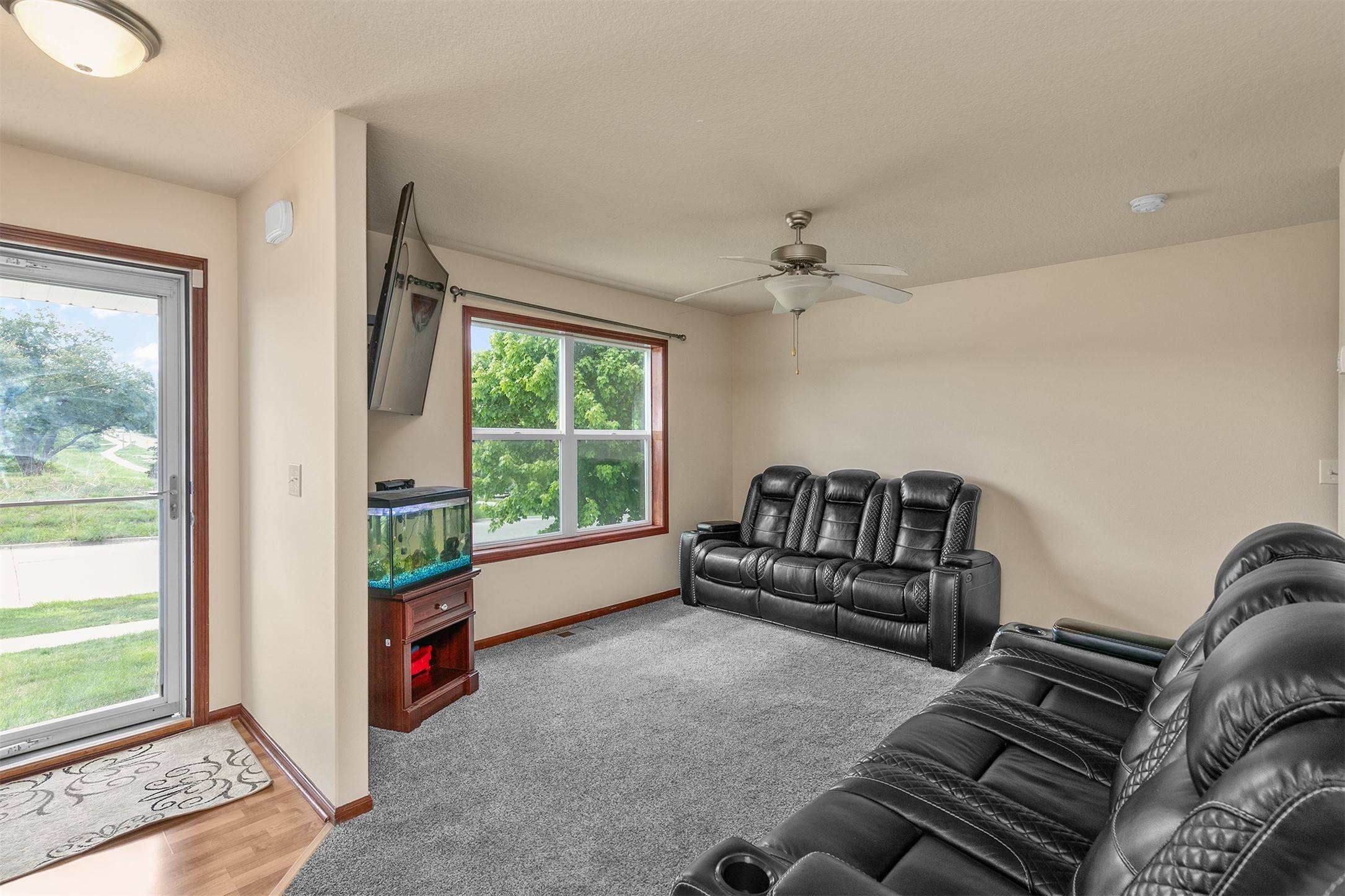 Des Moines, IA 50320,5301 SE 27th Street