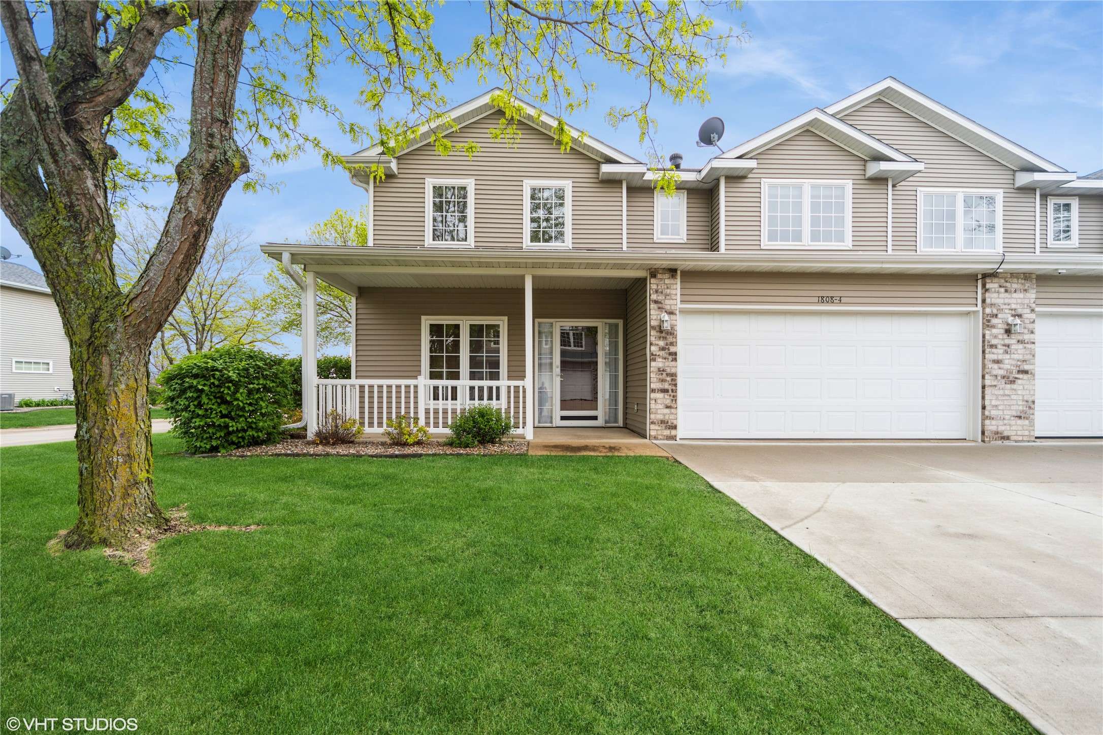Ankeny, IA 50023,1808 NW Ashton Lane #4