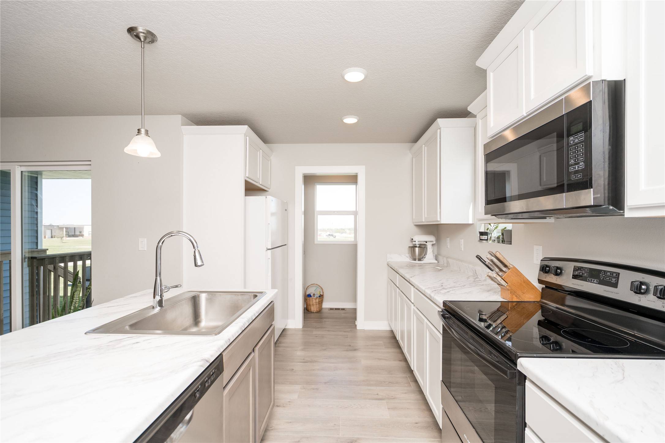 Stuart, IA 50250,103 Foley Street