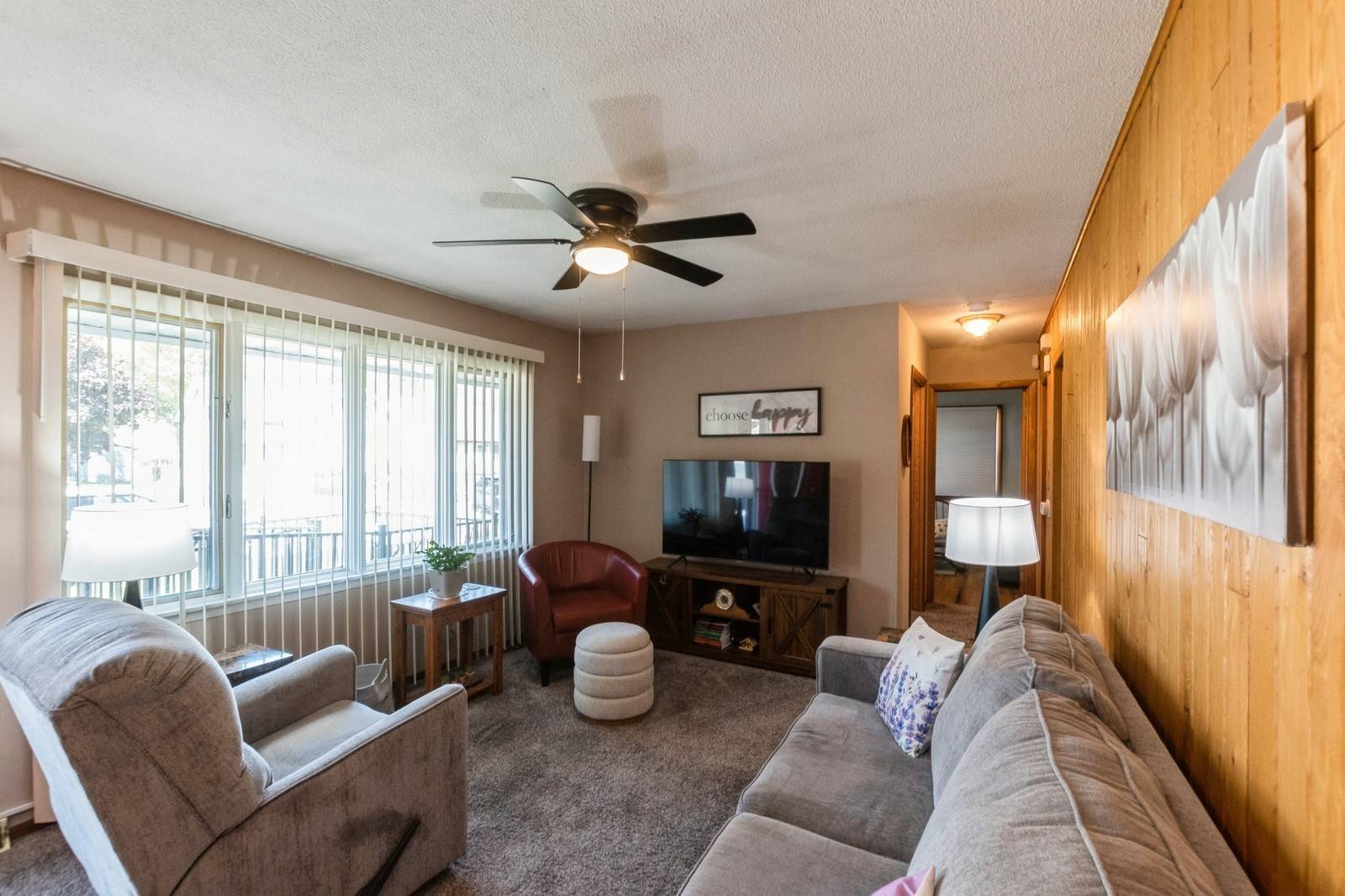 Des Moines, IA 50317,2311 E 39th Street