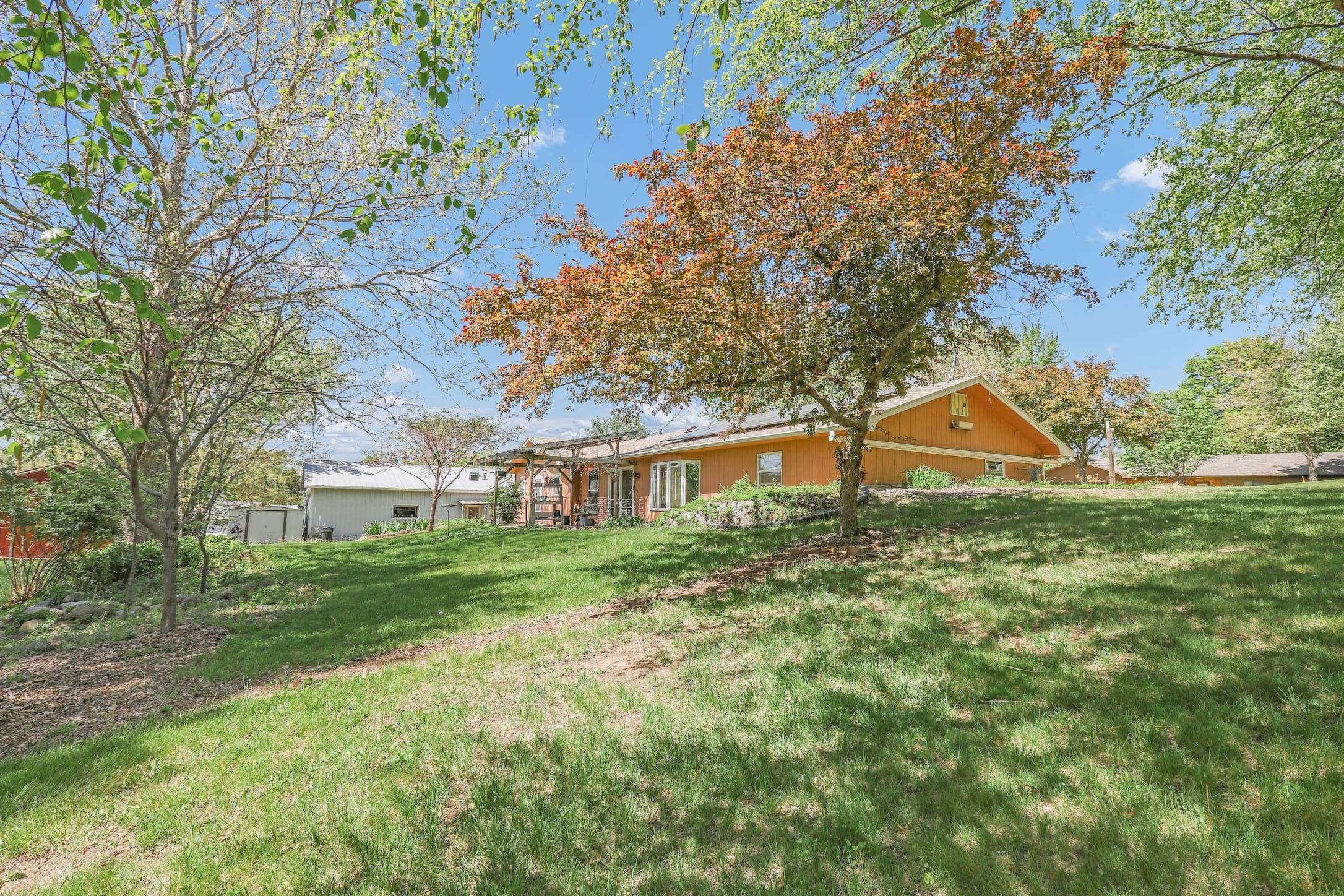 Pella, IA 50219,123 Timber Ridge Drive