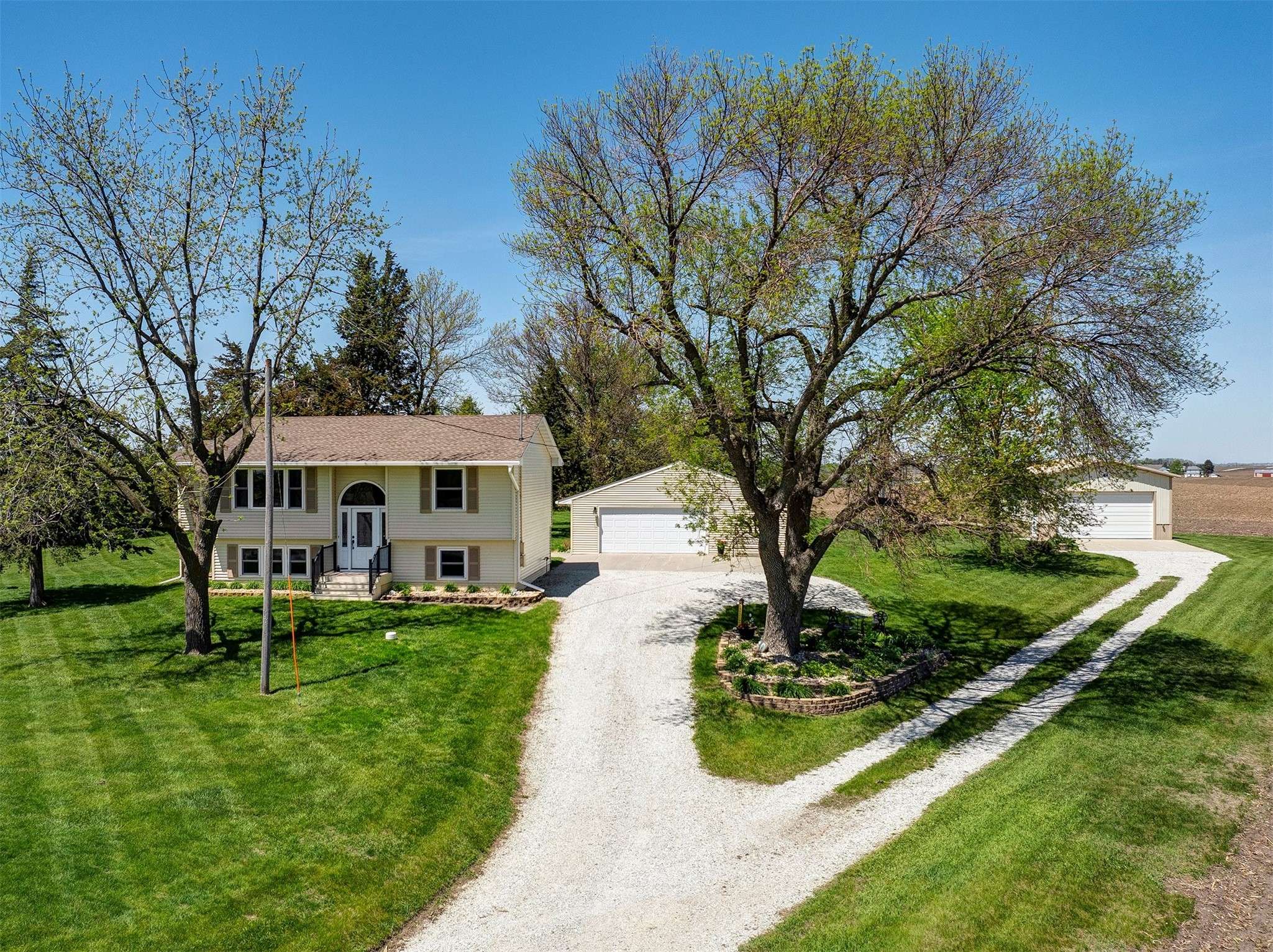 Bouton, IA 50039,25119 170th Street
