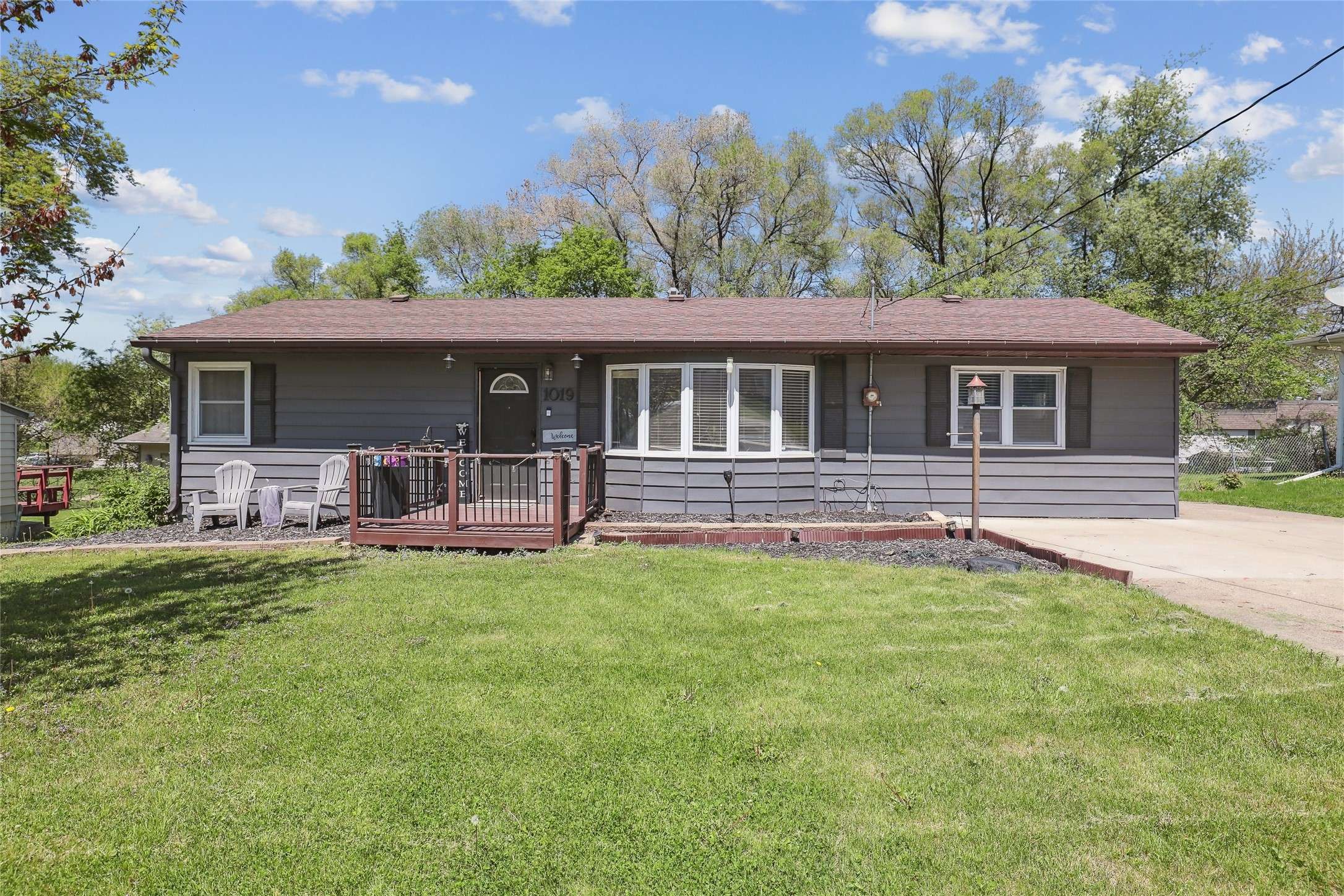 Des Moines, IA 50315,1019 Southdale Drive