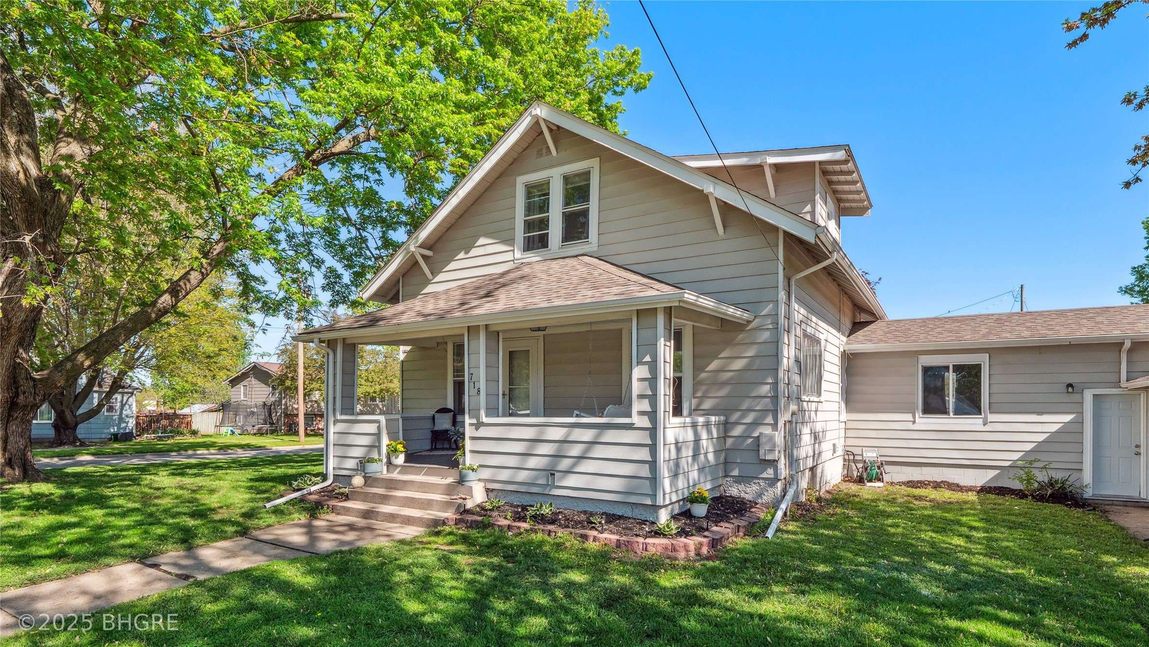 Indianola, IA 50125,718 W 3rd Avenue