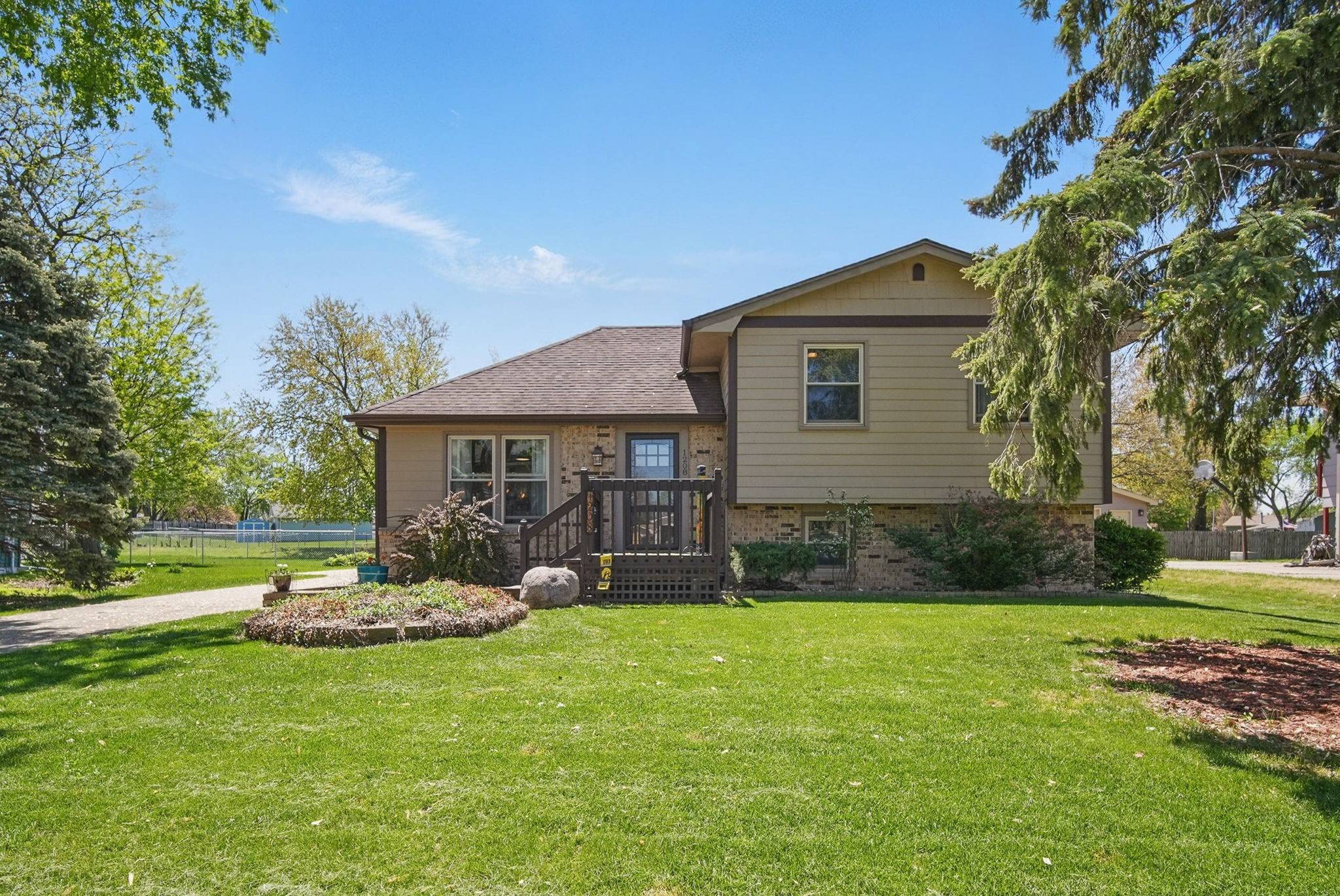 Altoona, IA 50009,1208 7th Street NW