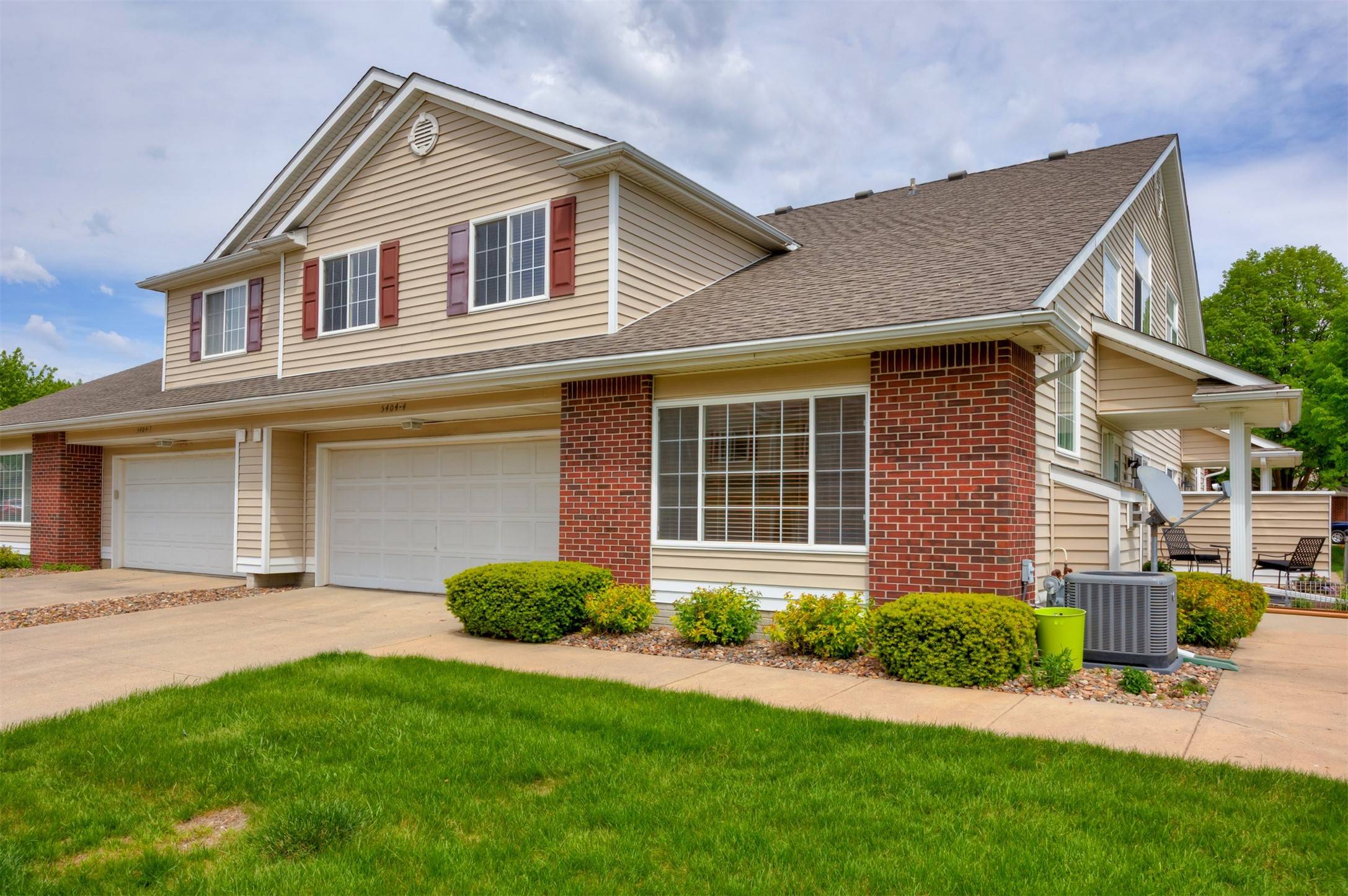 Johnston, IA 50131,5404 Longview Court #4