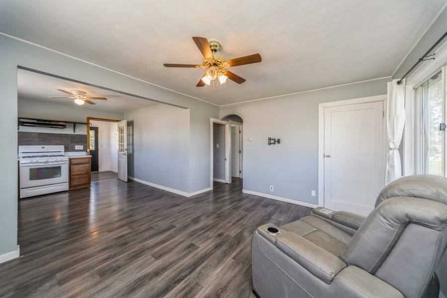 Baxter, IA 50028,6352 N 95th Avenue W