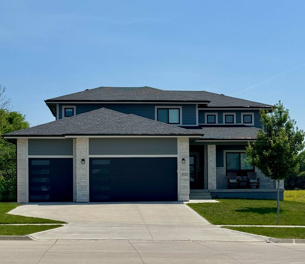 Grimes, IA 50111,2113 NE Heritage Drive
