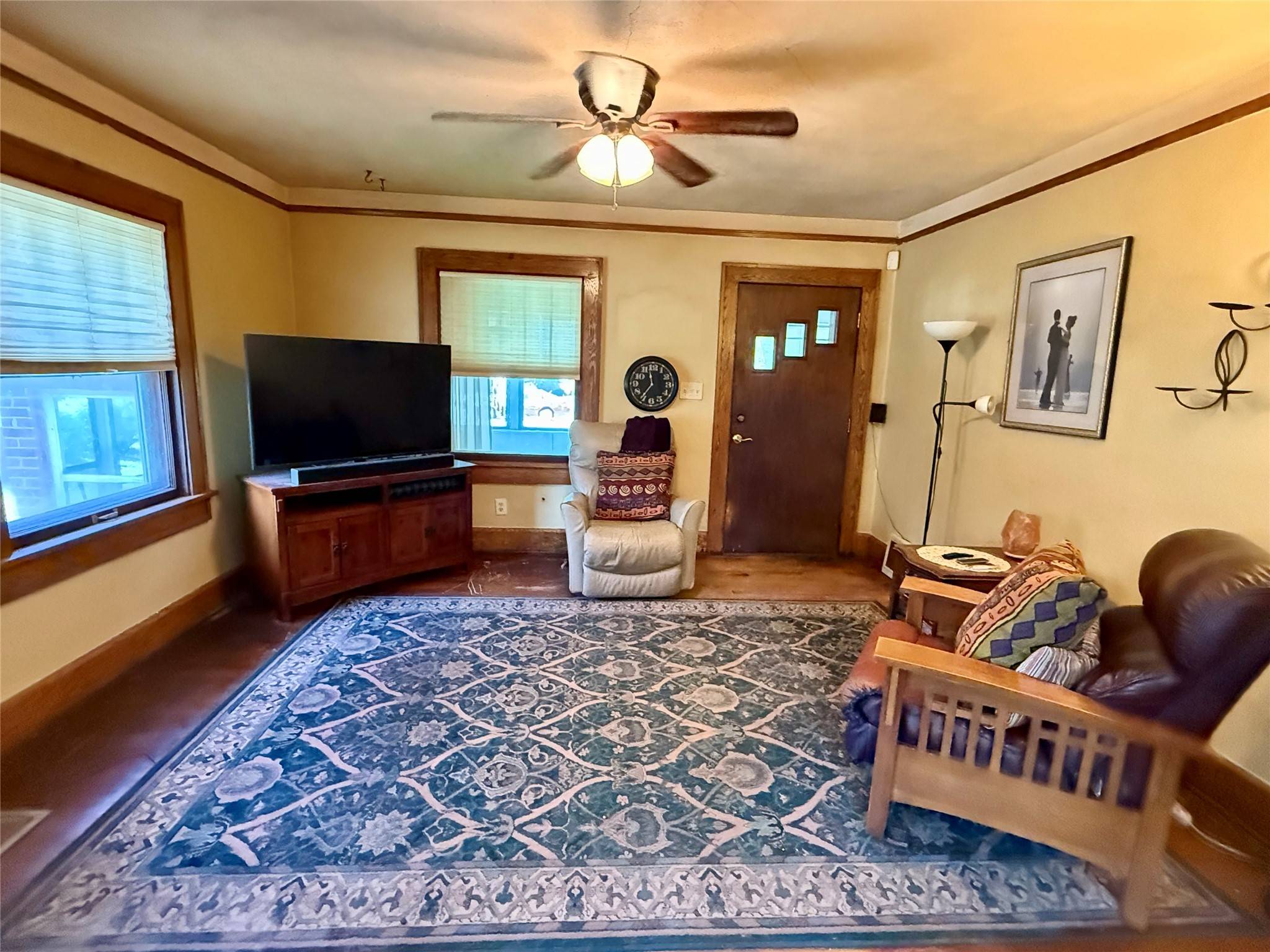 Des Moines, IA 50322,2721 61st Street