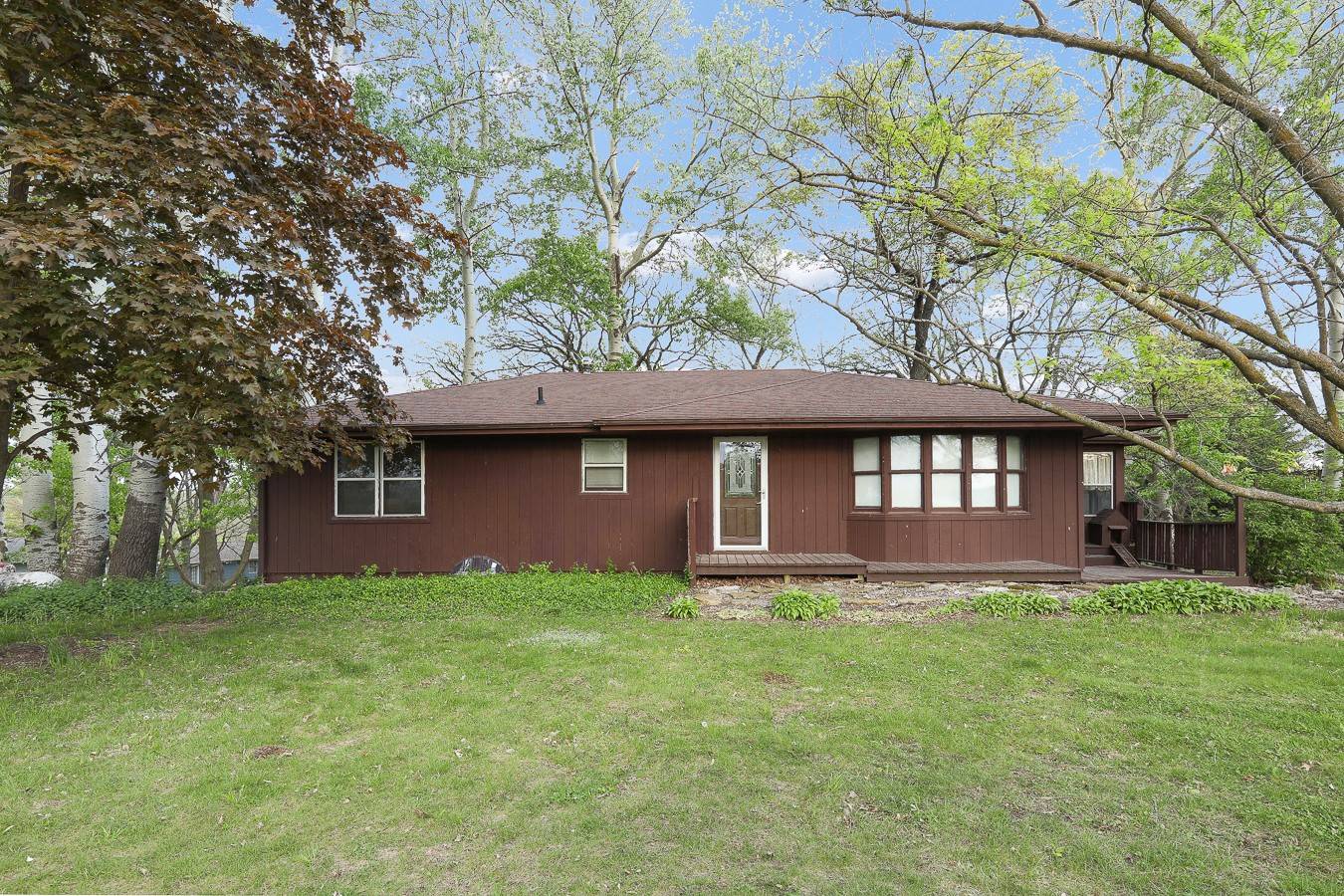 Pella, IA 50219,2226 Idaho Drive