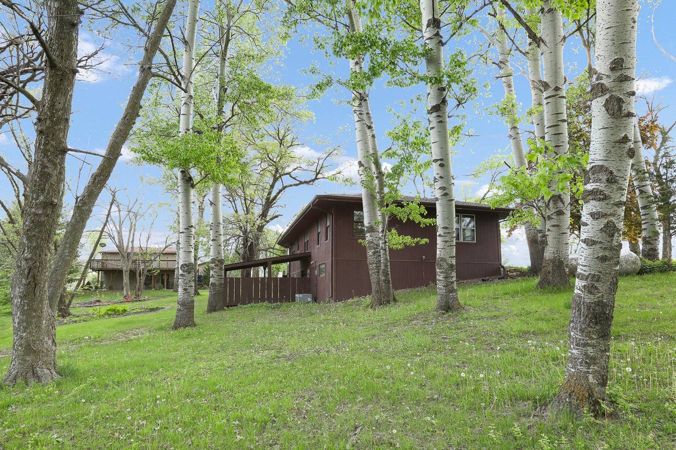 Pella, IA 50219,2226 Idaho Drive