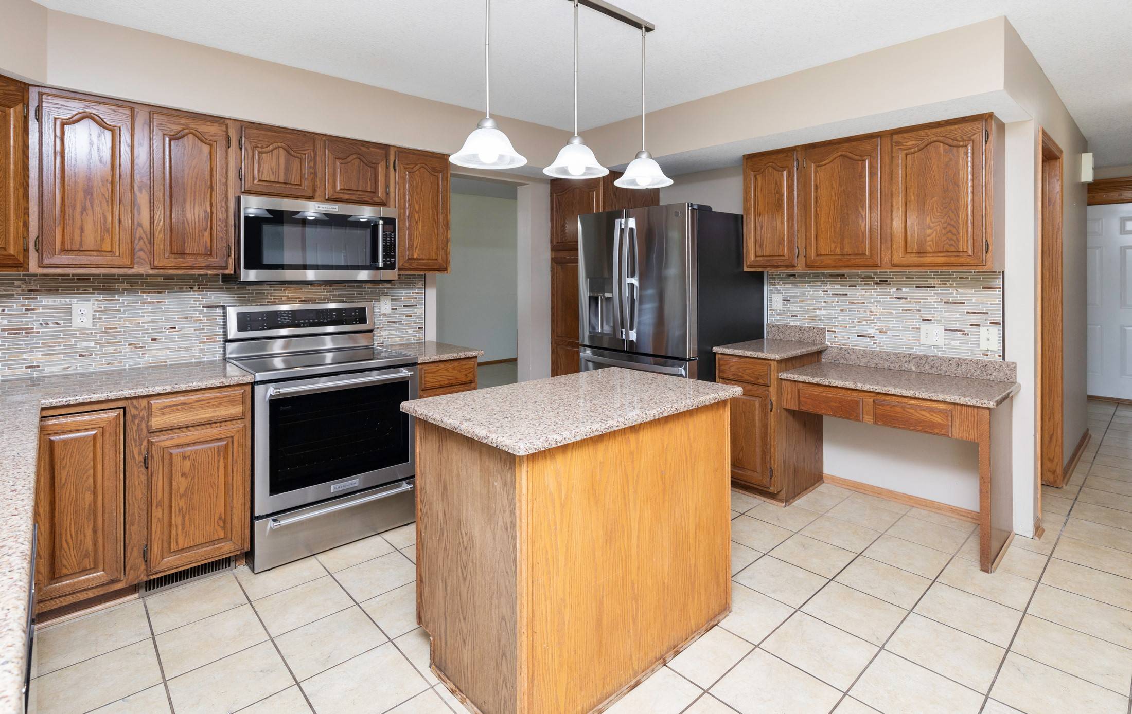 Urbandale, IA 50322,8210 Plum Drive