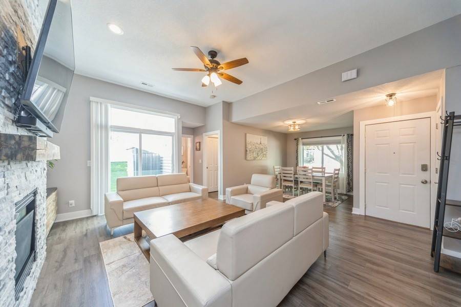 Urbandale, IA 50322,10120 Meredith Drive #9