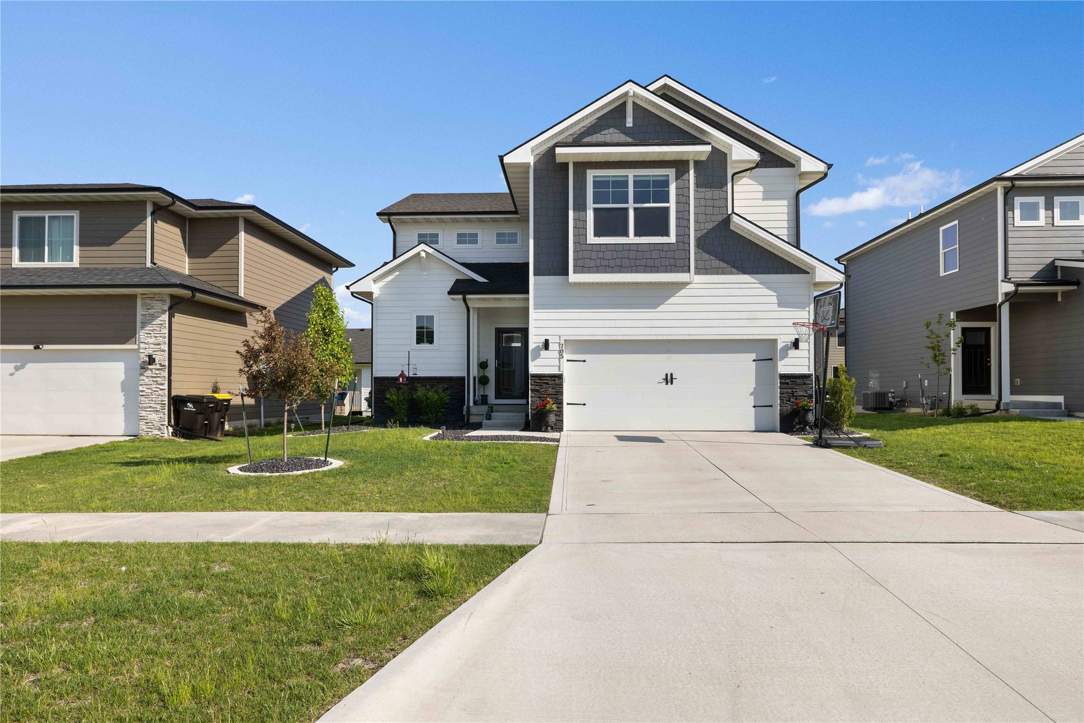 Waukee, IA 50263,705 SE Booth Avenue