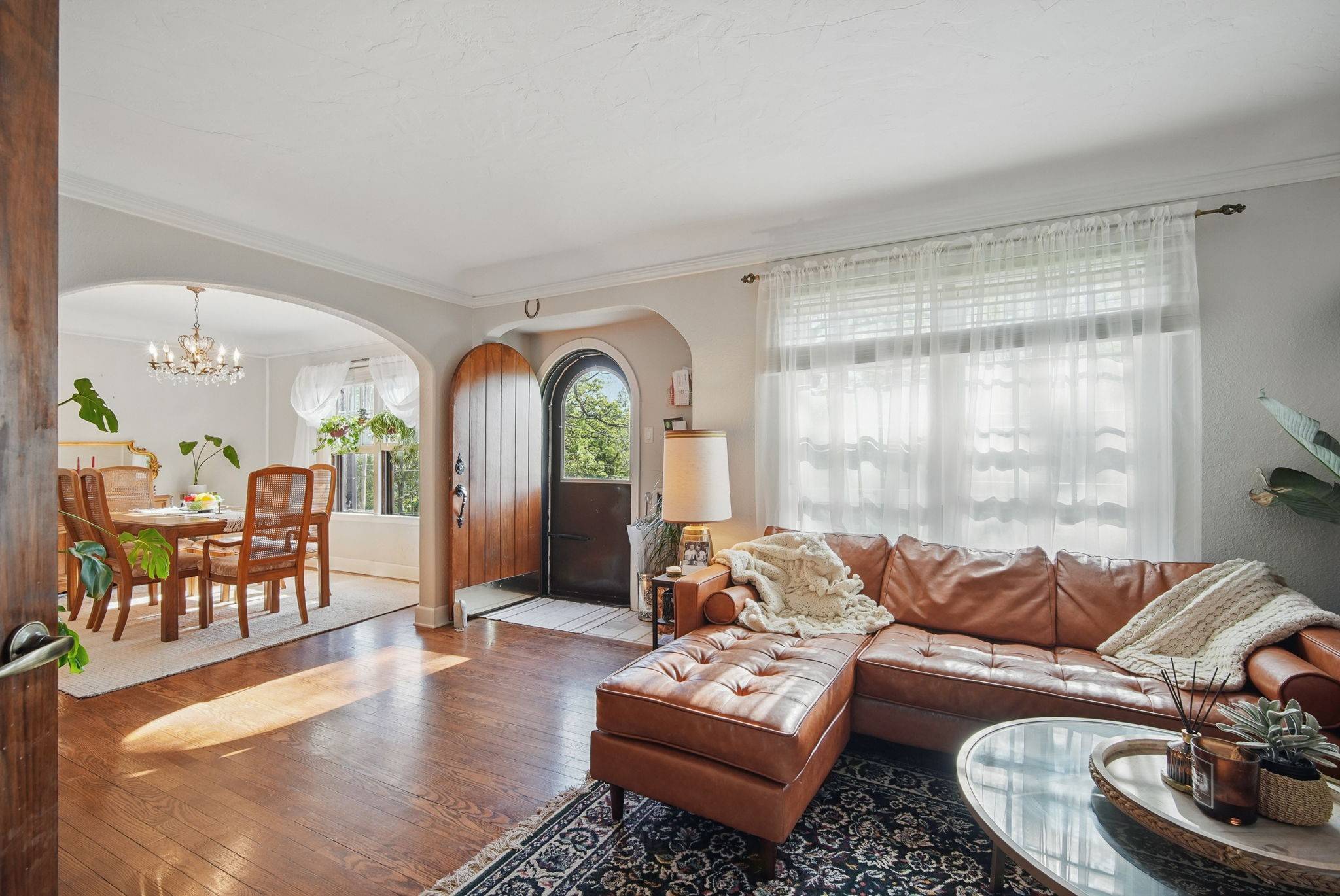 Des Moines, IA 50311,1534 41st Street