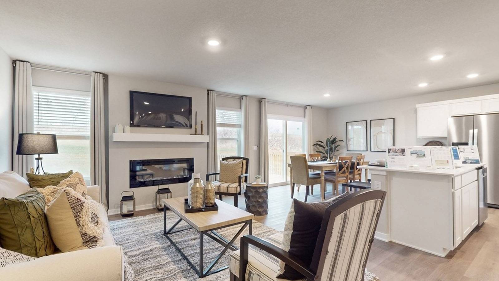 Urbandale, IA 50111,15117 Ironwood Lane
