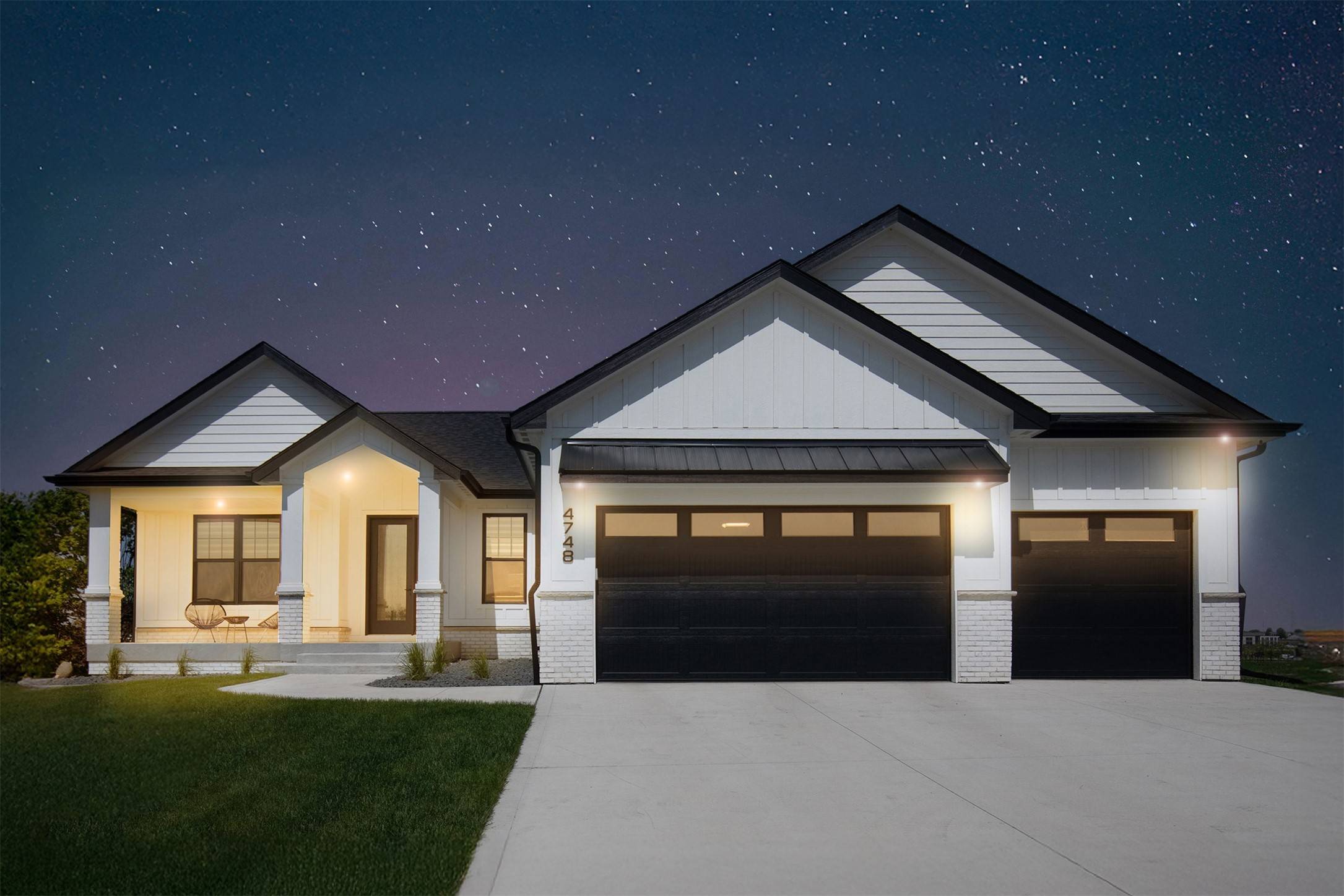 Urbandale, IA 50322,4748 Hillsdale Drive