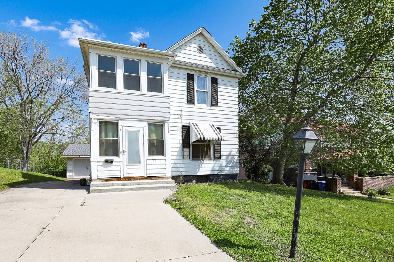 Ottumwa, IA 52501,325 E Maple Avenue