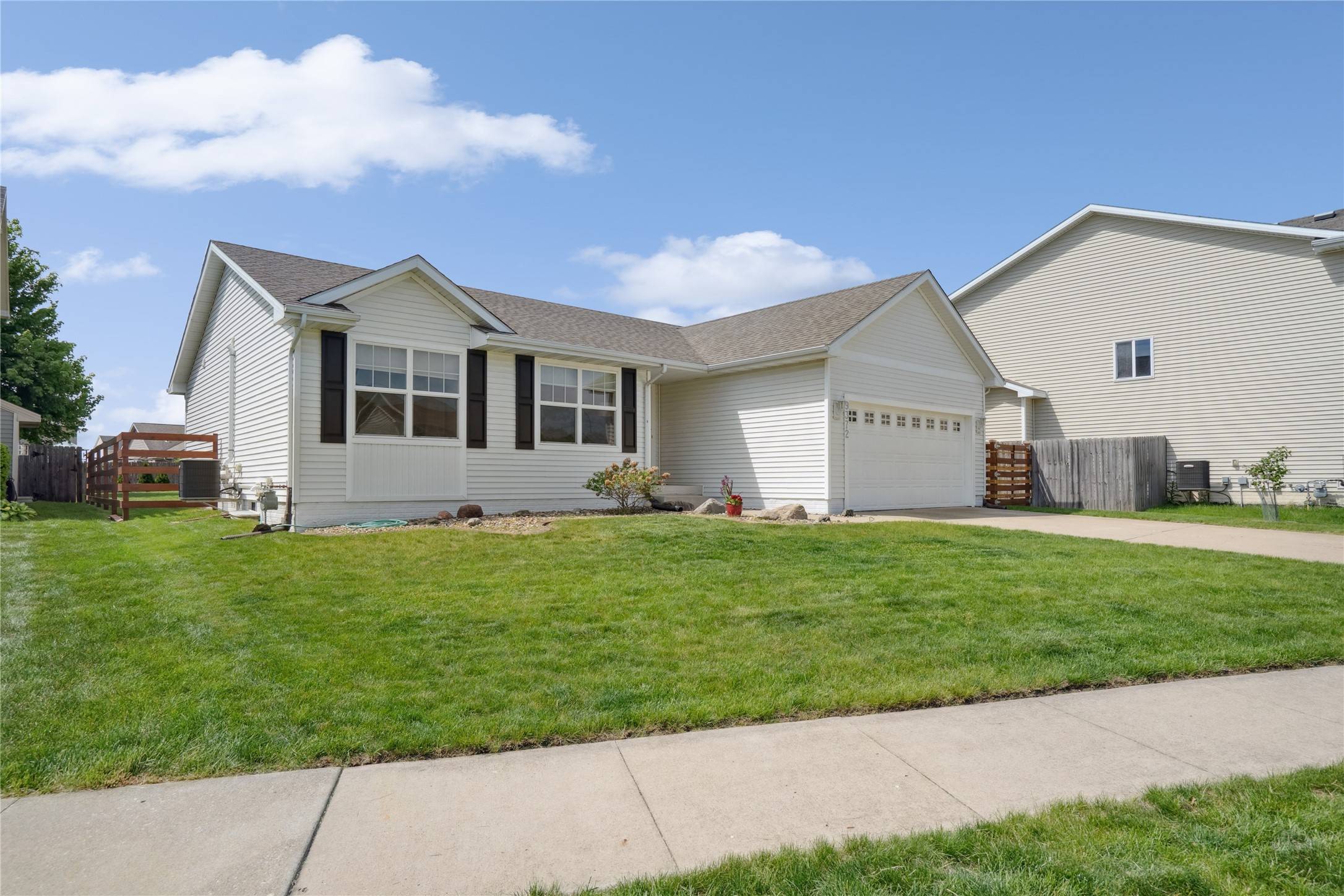 West Des Moines, IA 50266,9372 Fairview Drive