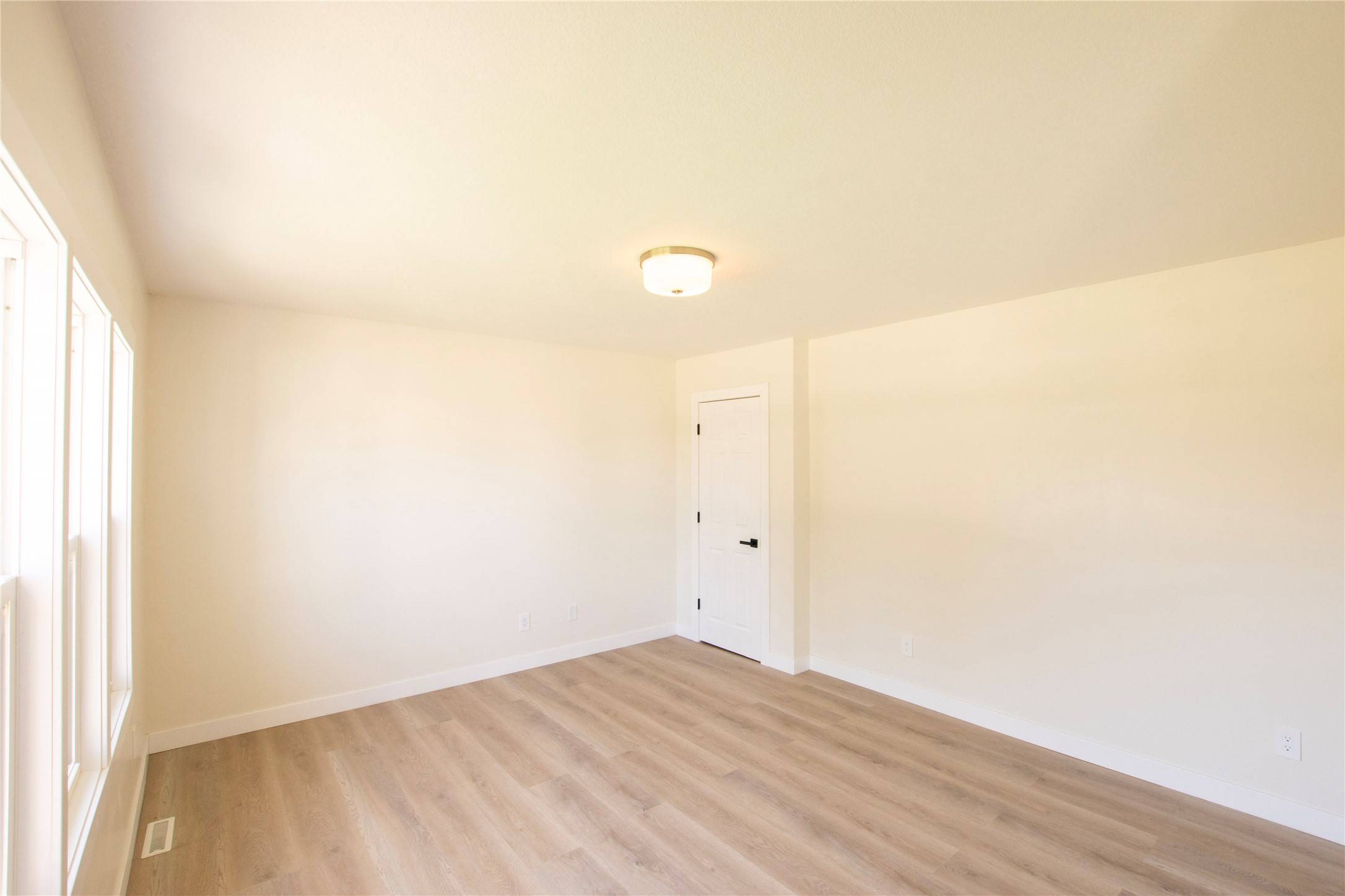 West Des Moines, IA 50266,712 63rd Street