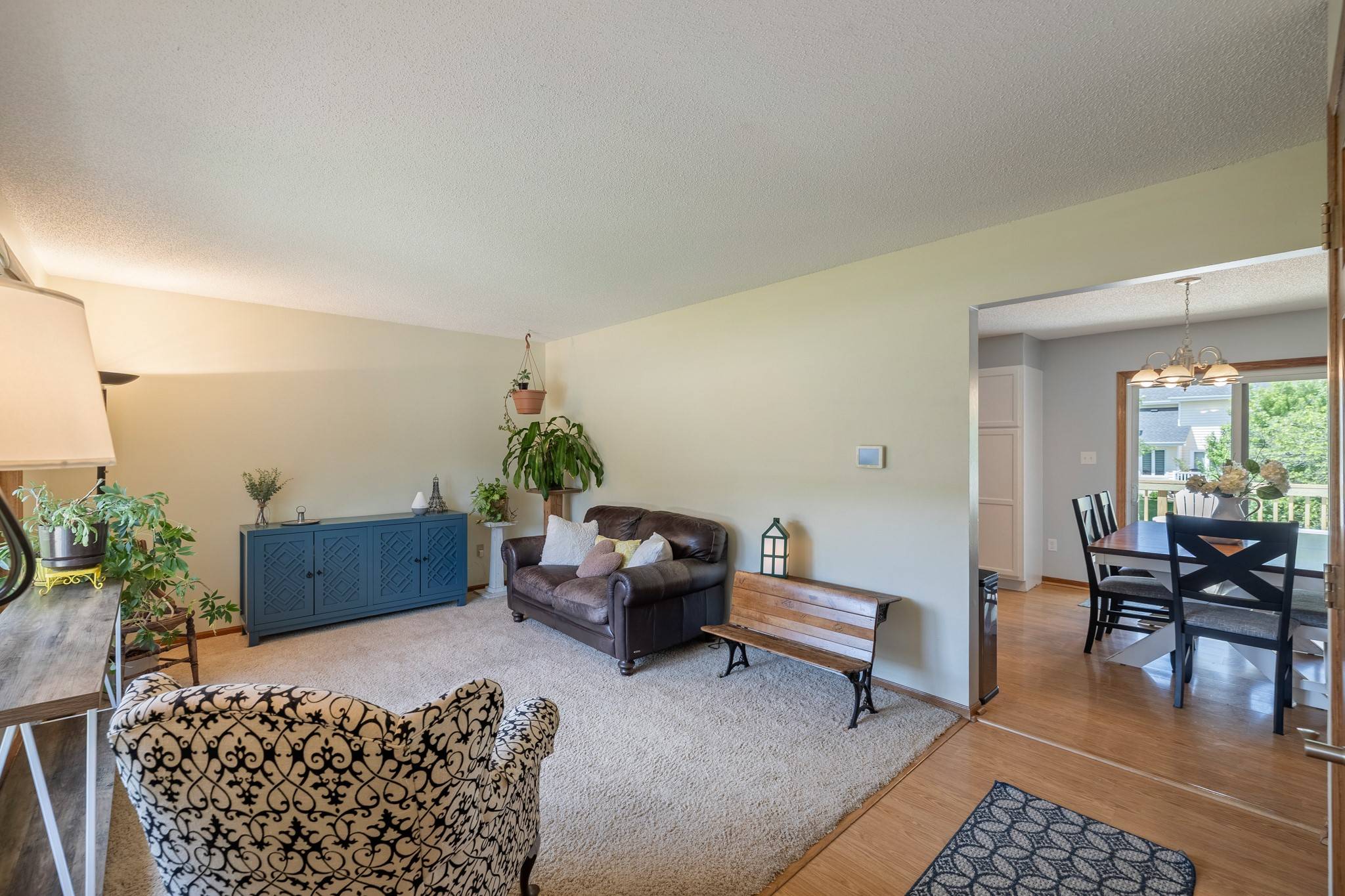 Urbandale, IA 50322,8123 Brookview Drive