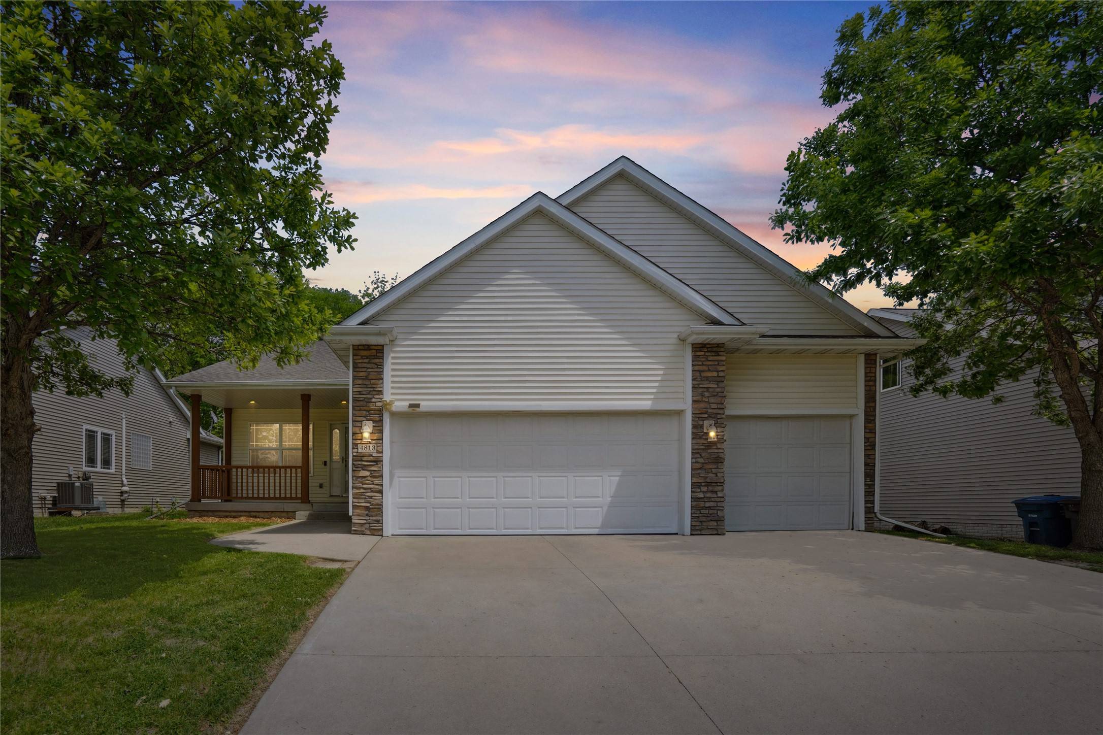 Des Moines, IA 50310,4813 Sawyers Drive