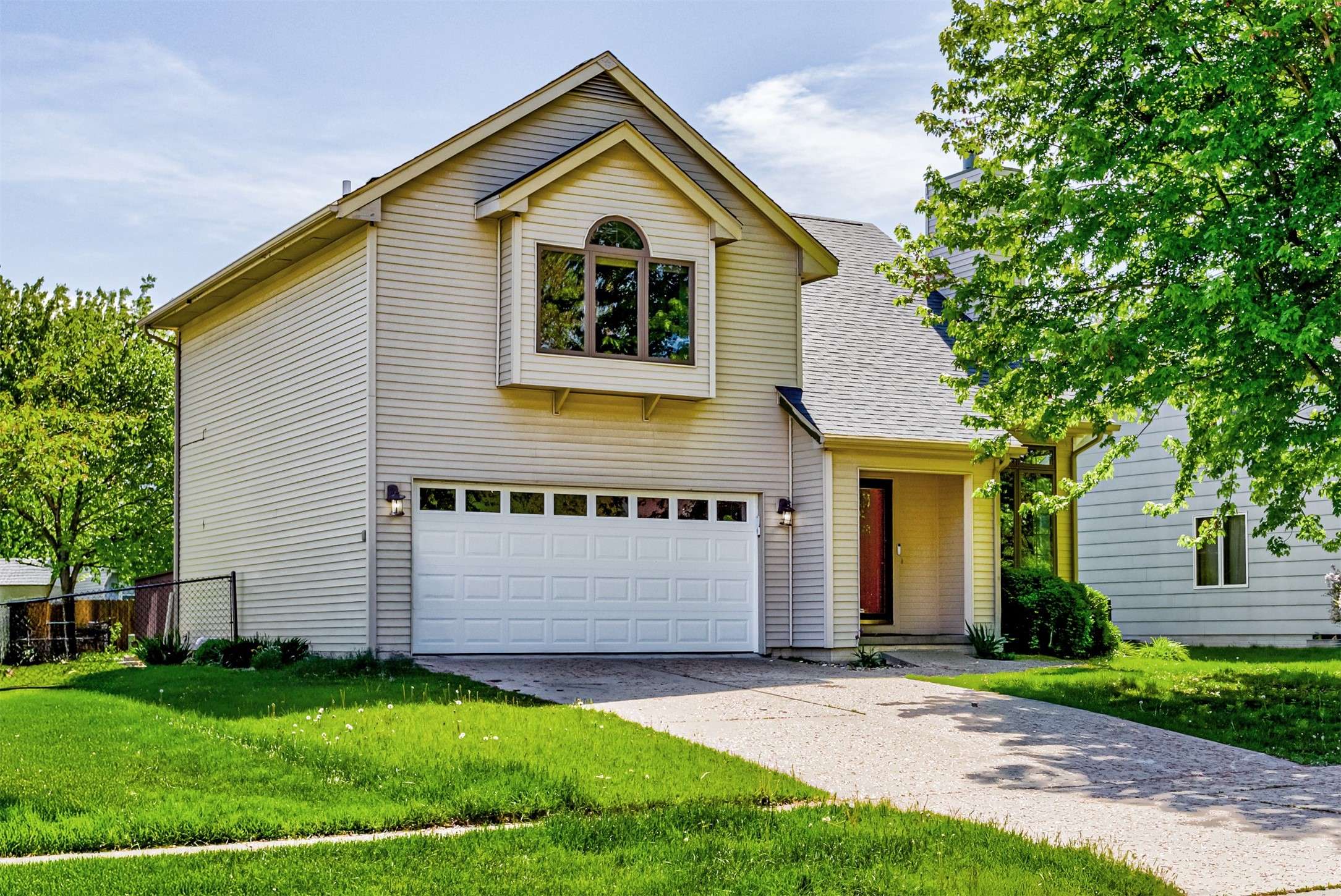 Ames, IA 50010,3814 Brookdale Avenue