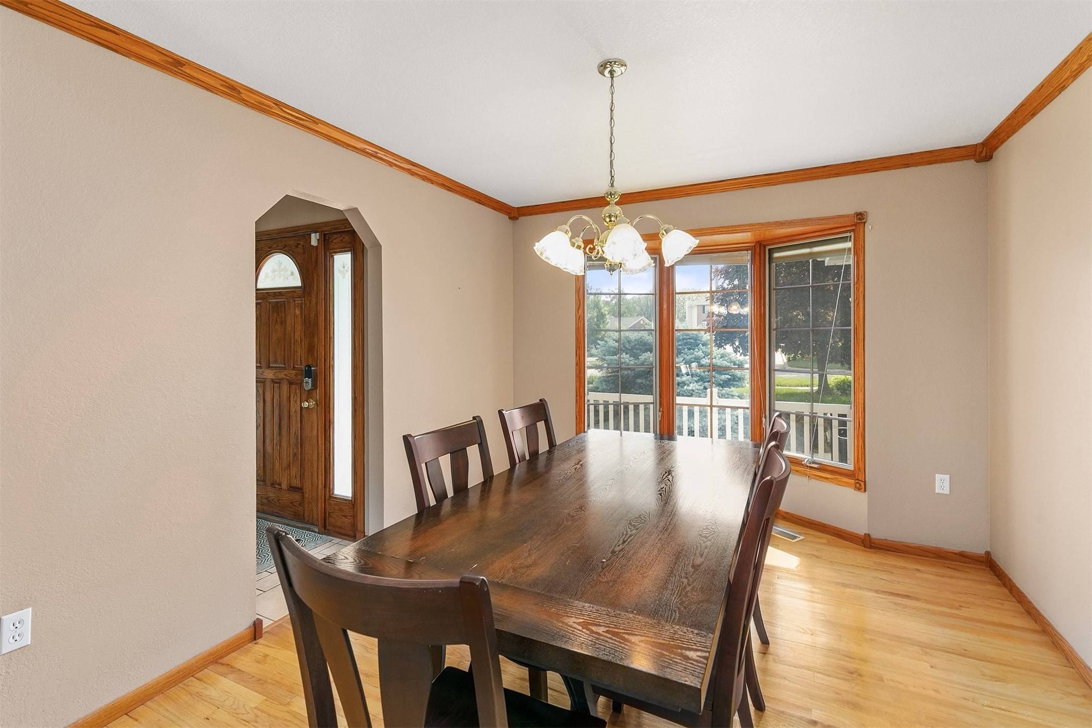 Newton, IA 50208,913 W 18th Street S