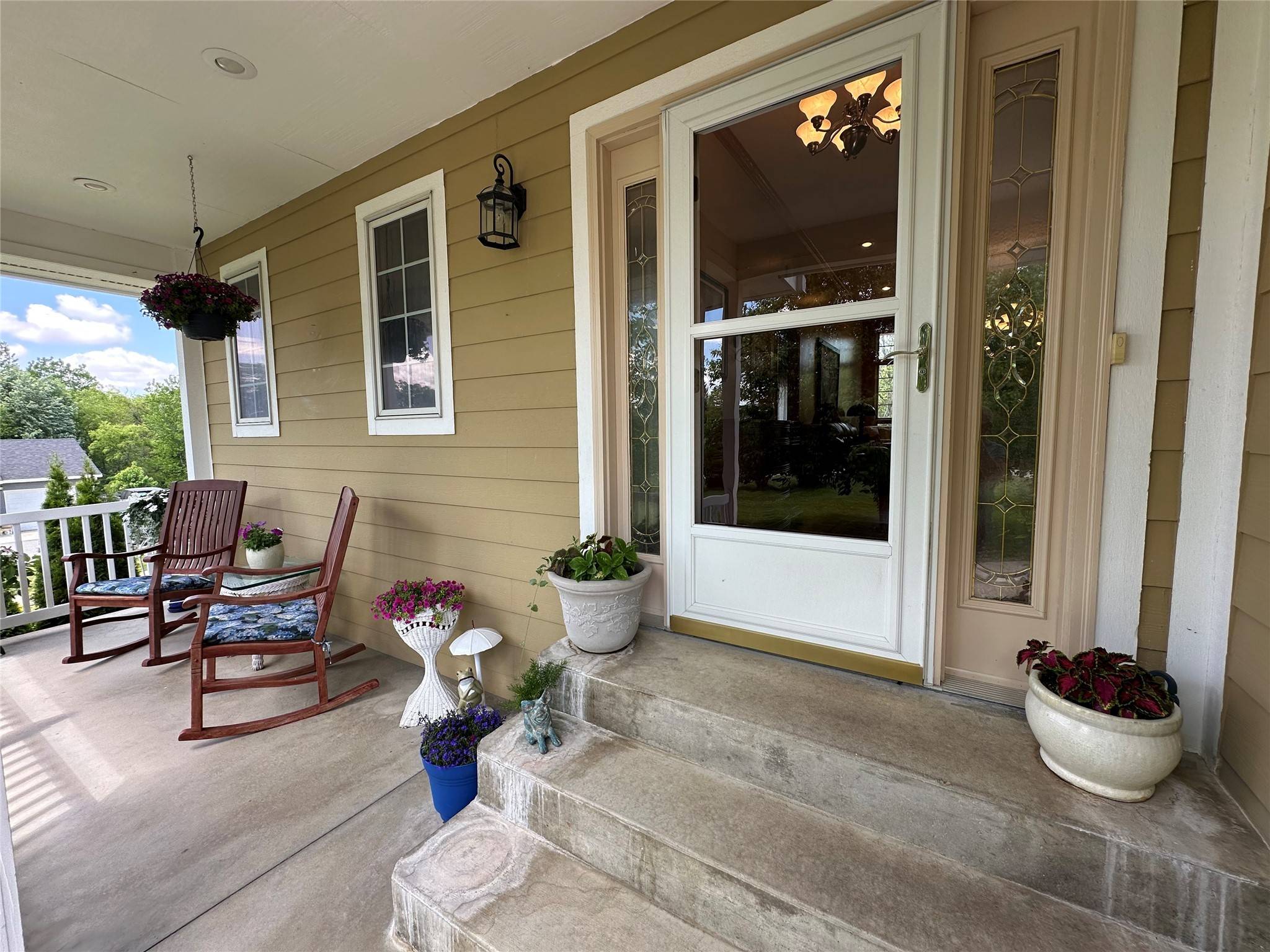 Winterset, IA 50273,711 E Madison Street