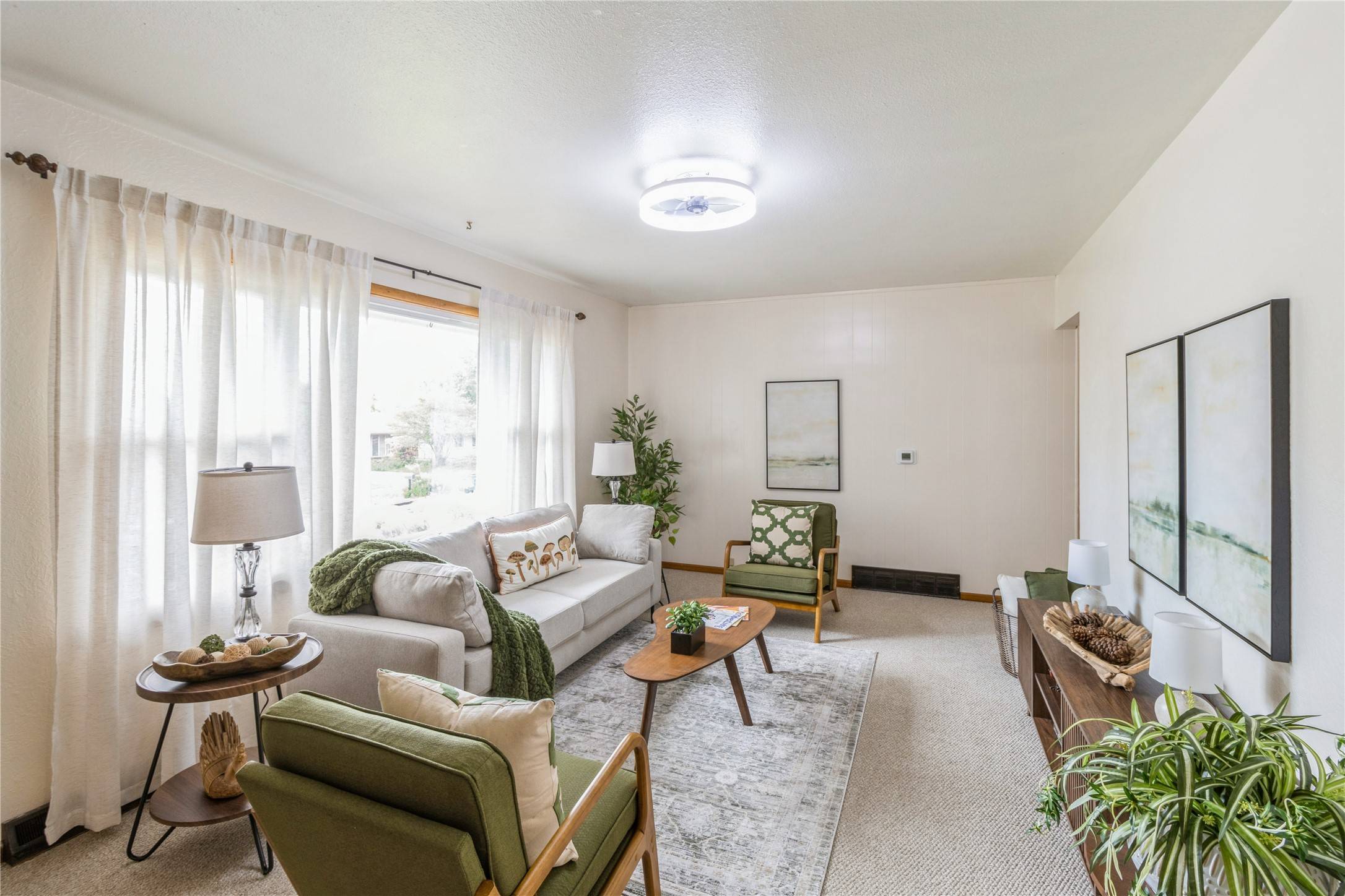 Indianola, IA 50125,1506 W 6th Avenue