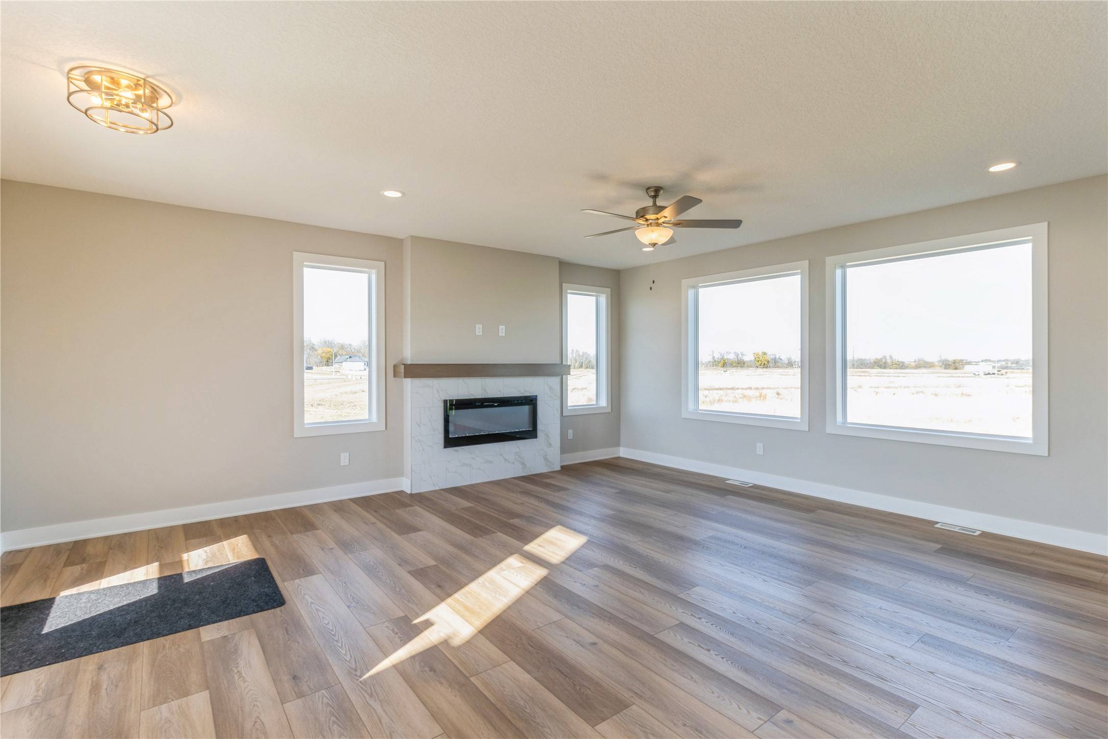 Urbandale, IA 50323,17151 Plum Drive