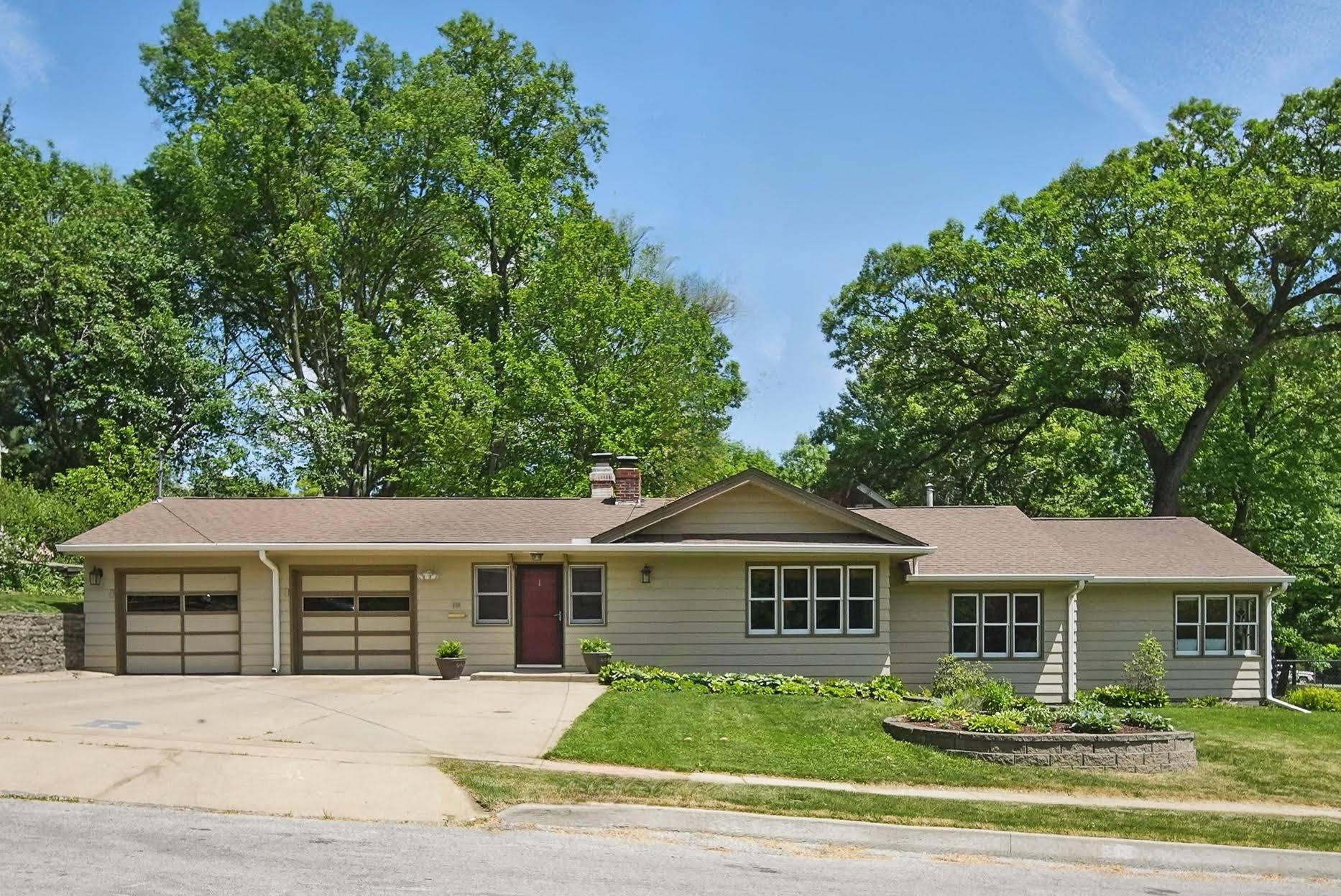Des Moines, IA 50312,639 57th Street