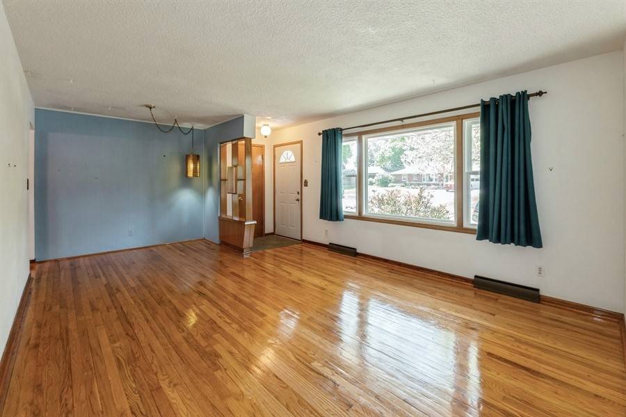 Indianola, IA 50125,1510 W 5th Avenue