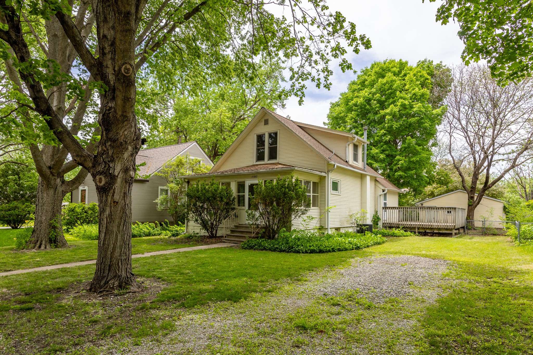 Ames, IA 50010,1107 Wilson Avenue