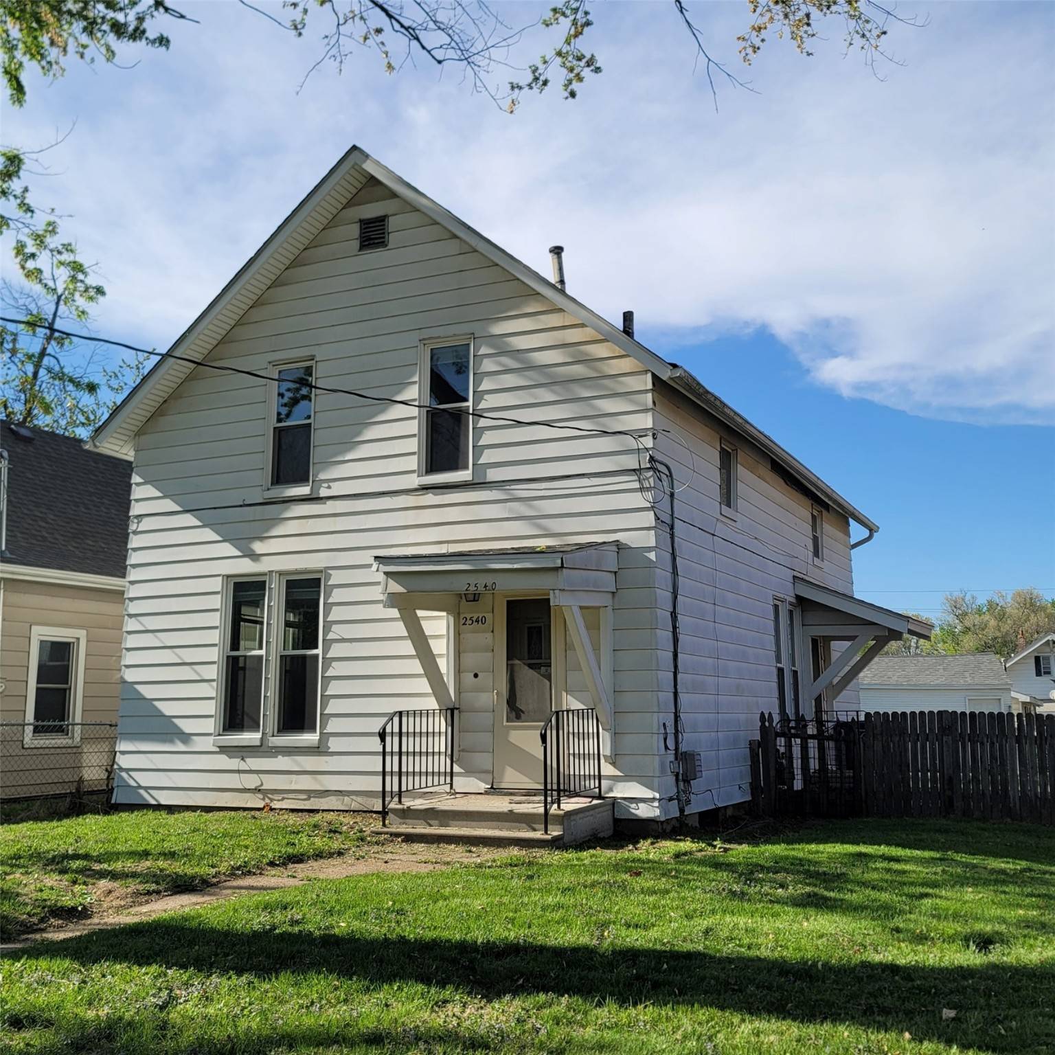 Des Moines, IA 50317,2540 Capitol Avenue