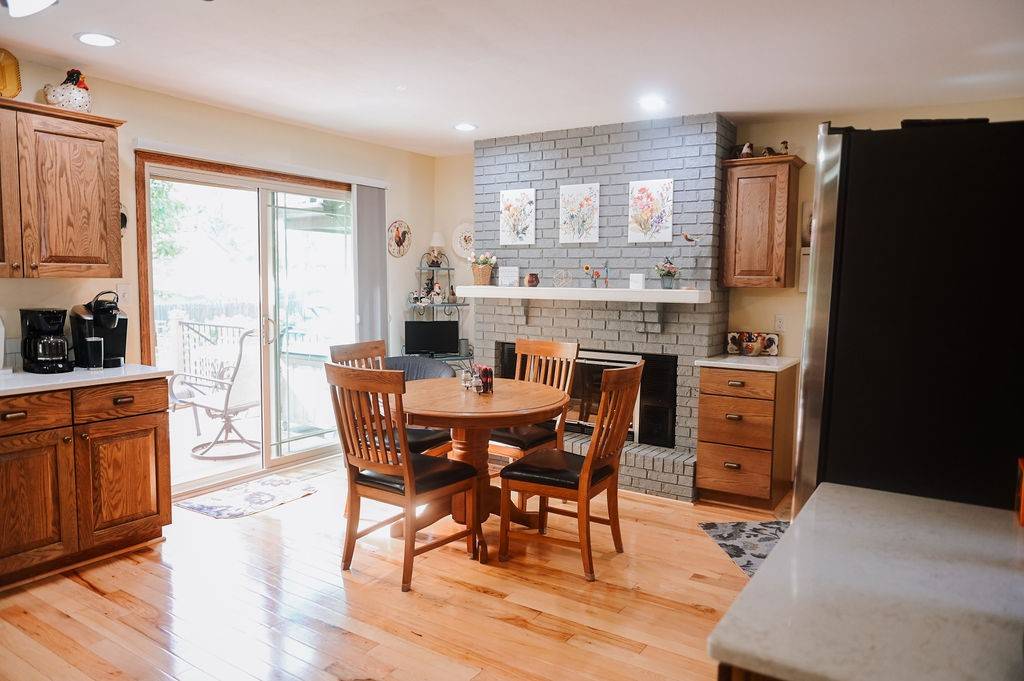 Urbandale, IA 50322,4508 77th Street