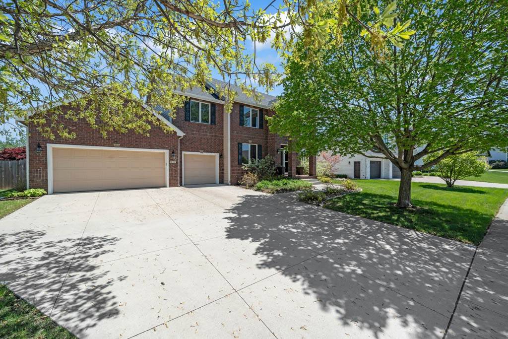 Altoona, IA 50009,947 11th Avenue SE